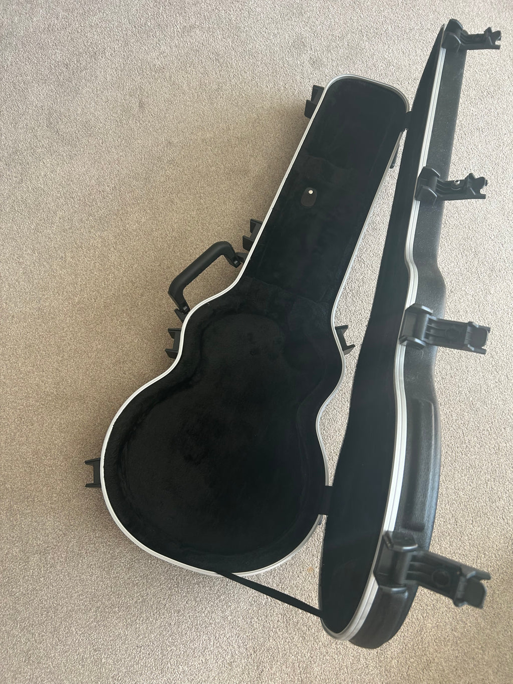 SKB Les Paul Hardcase