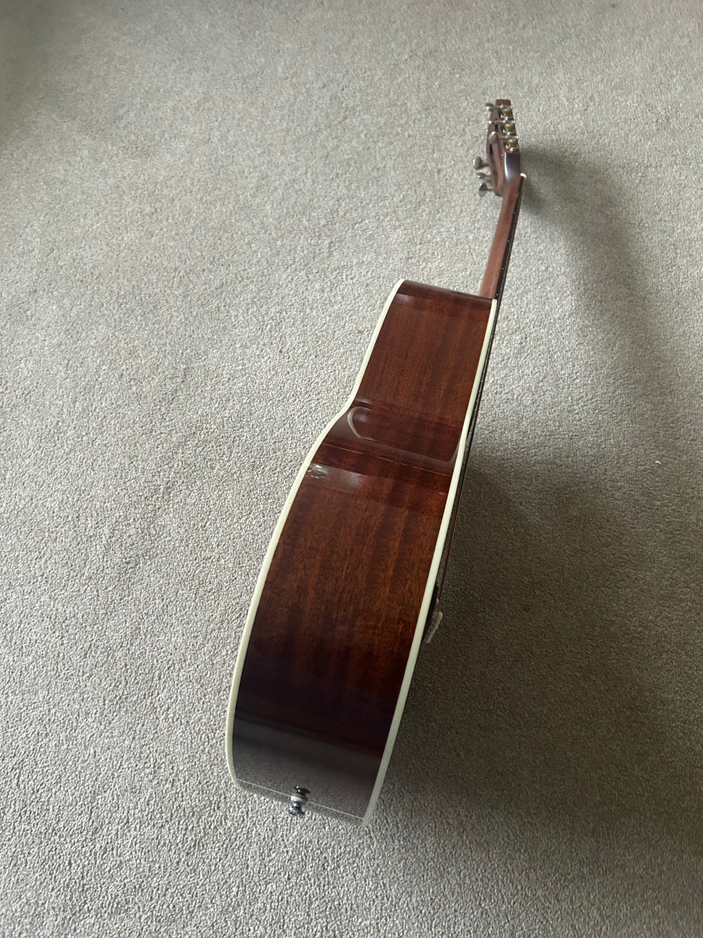 Guild Westerly Collection P-240 Memoir Natural