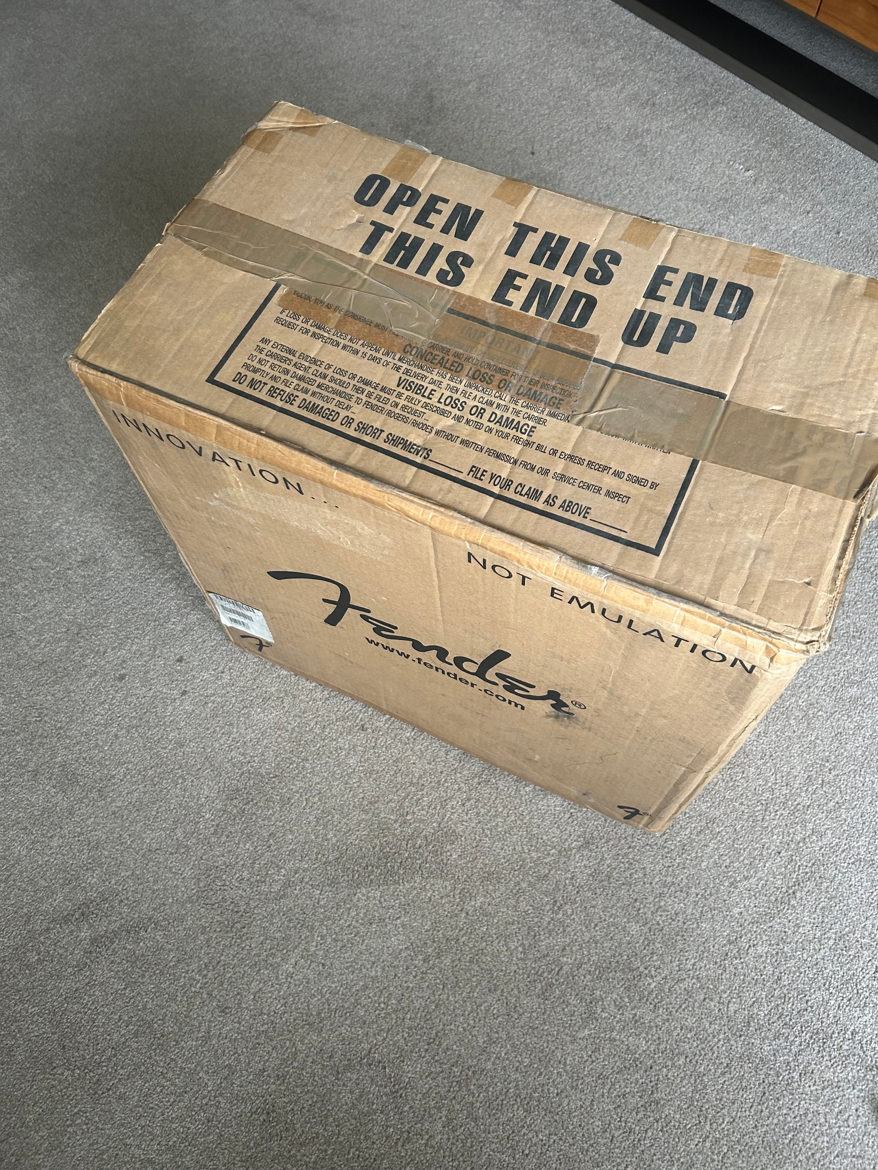 Fender FM 65R 2-Channel 65-Watt 1x12" Solid State Guitar Combo Black