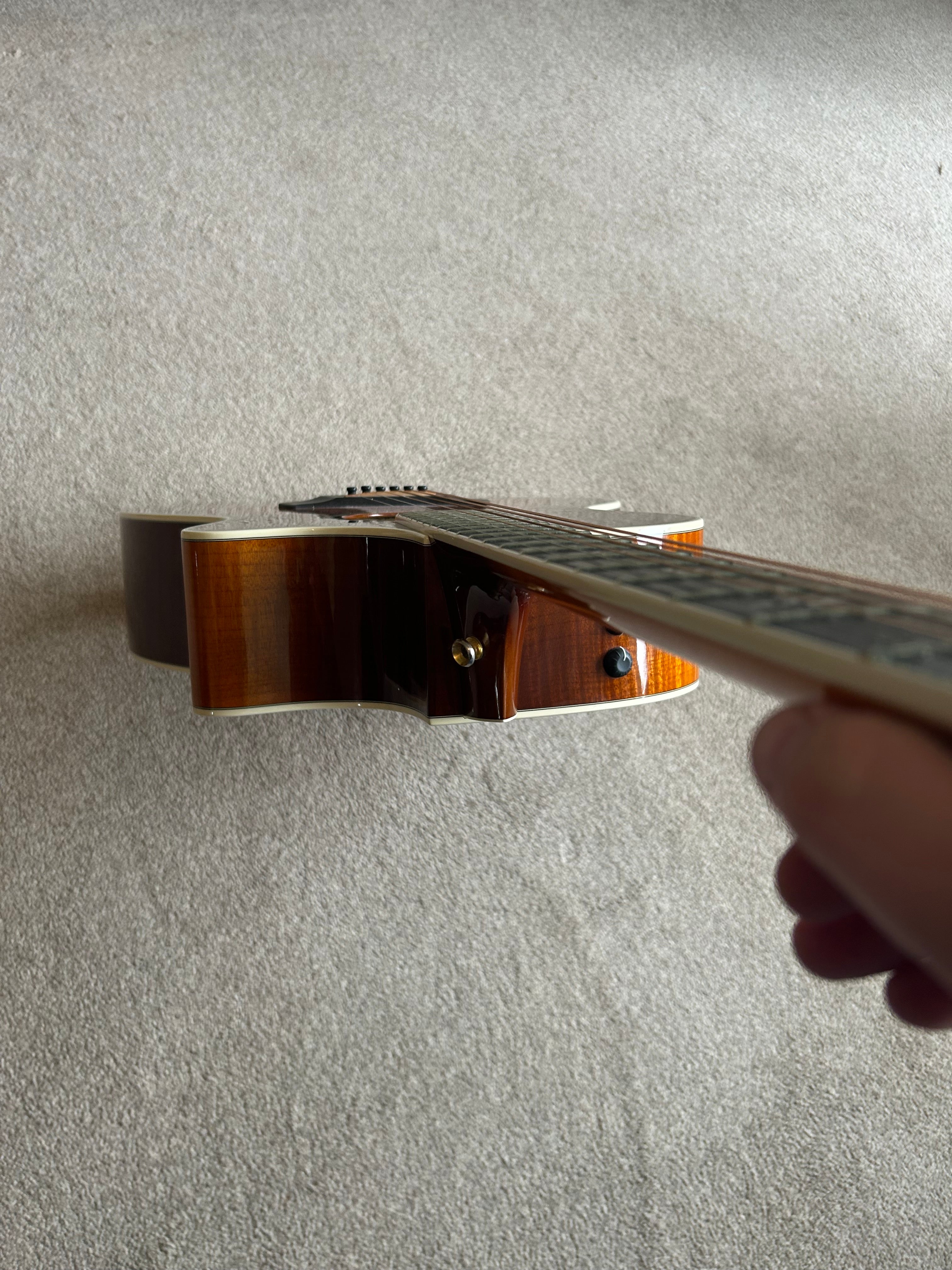 Taylor 614CE Honeyburst