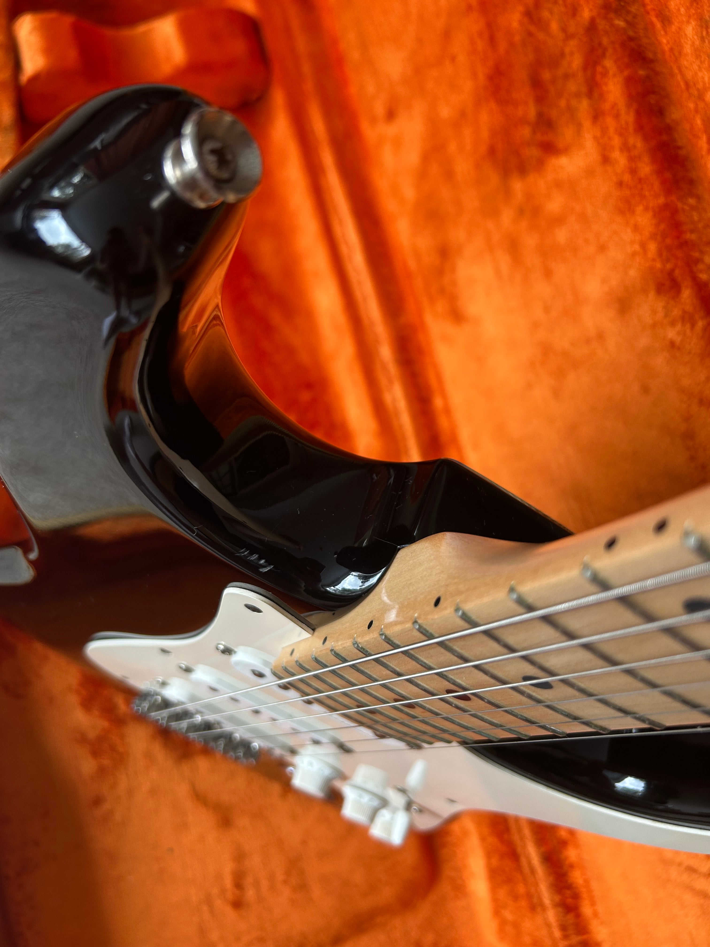 2012 Fender Eric Clapton Artist Series “Blackie” Stratocaster with Vintage Noiseless Pickups Black