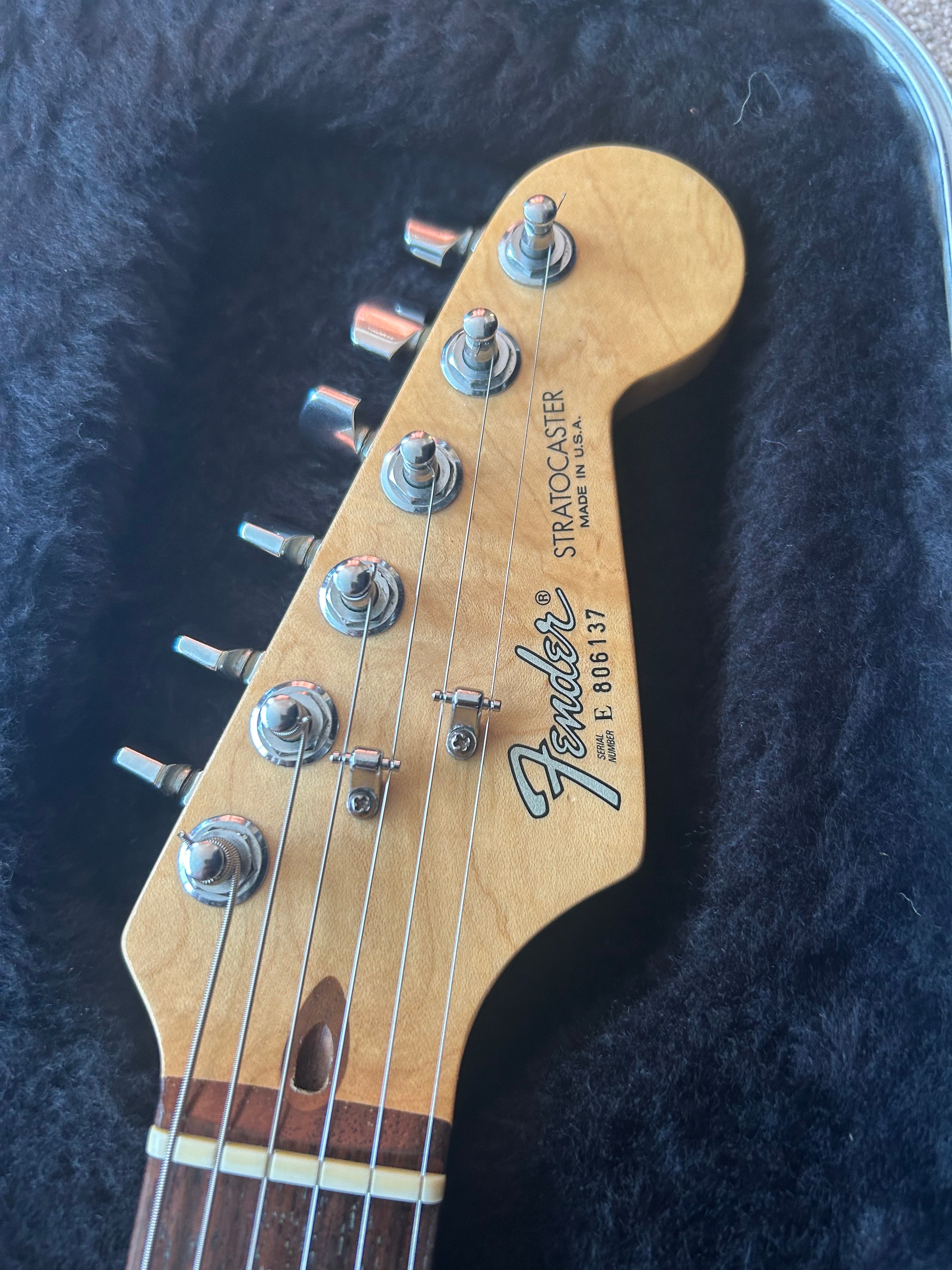 Fender American Standard Stratocaster with Rosewood Fretboard 1988 Brown Sunburst