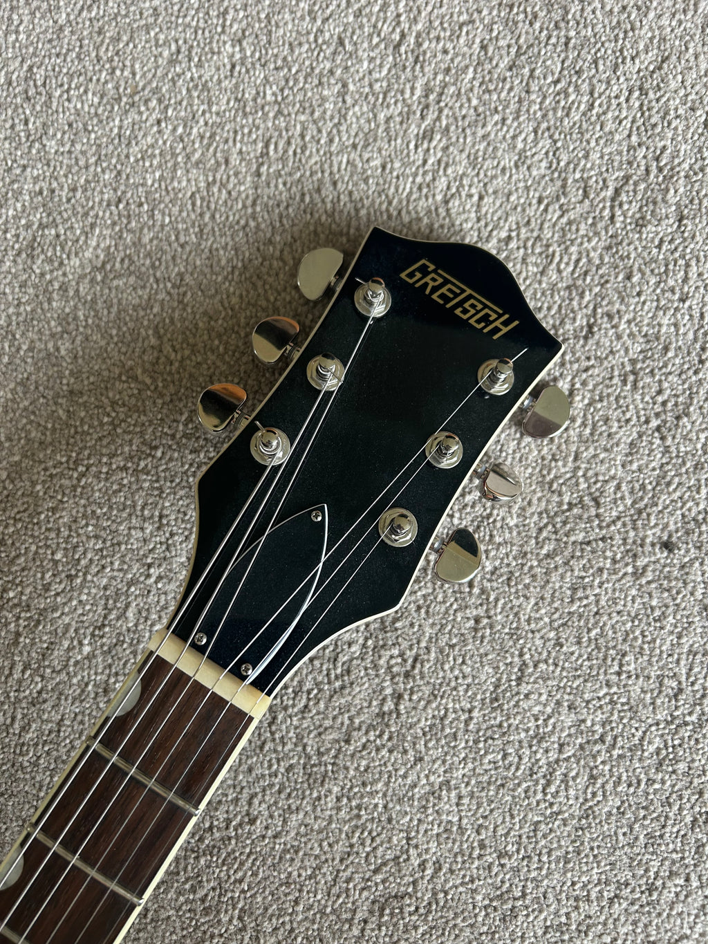 Gretsch G2655 Streamliner Center Block Jr. Double-Cut with V-Stoptail, BT-3S Pickups Burnt Orchid