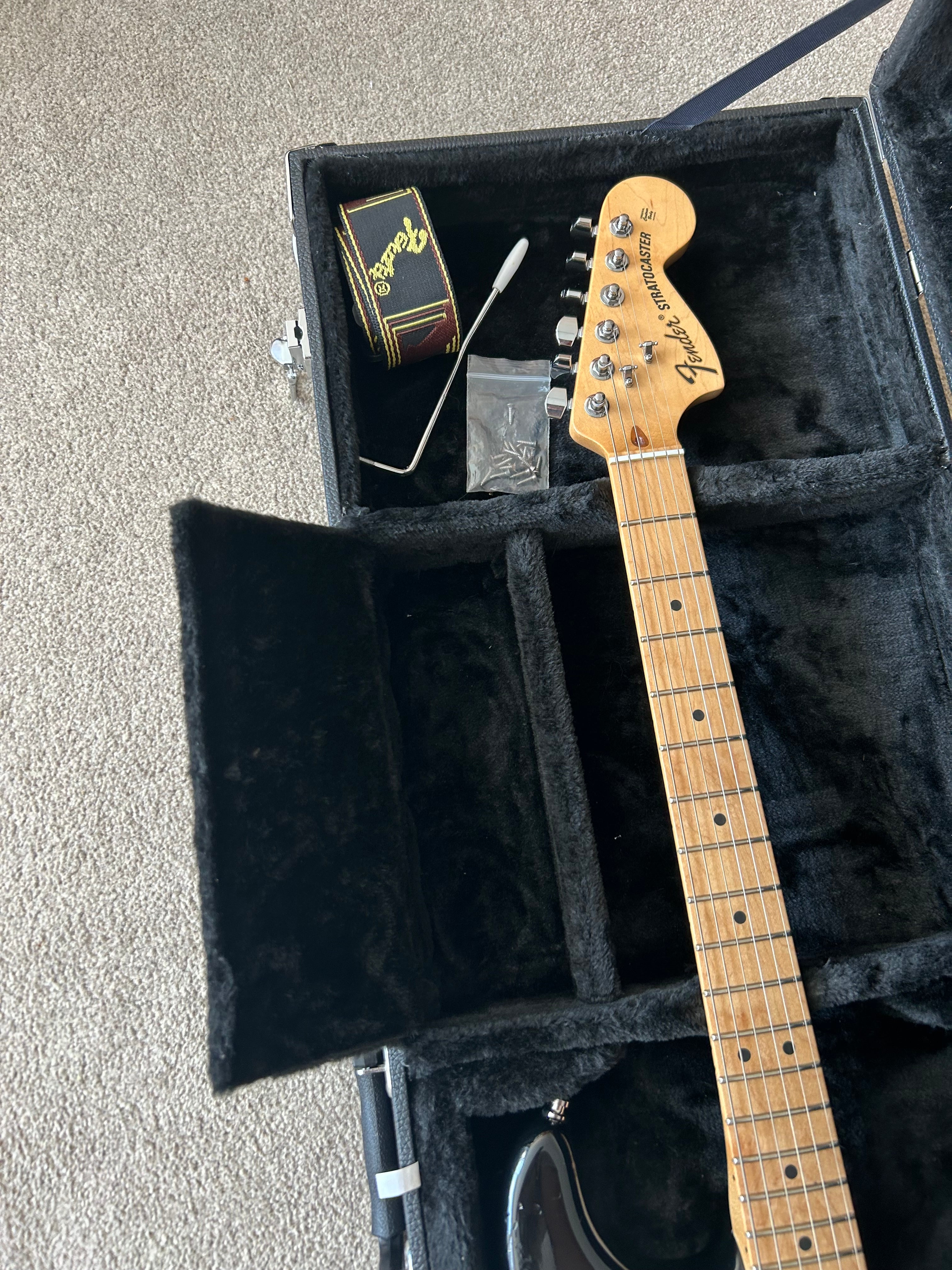 Fender American Standard 2003 Stratocaster with Replacement 2019 Fender USA Stratocaster Neck w Case