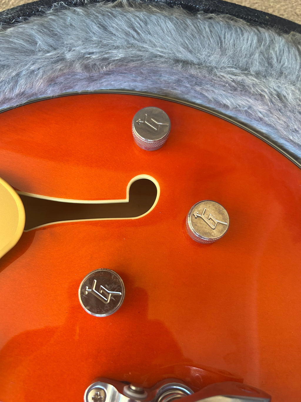 Gretsch G5622T Electromatic Center Block Double Cutaway with Bigsby Laurel Fretboard Orange Stain