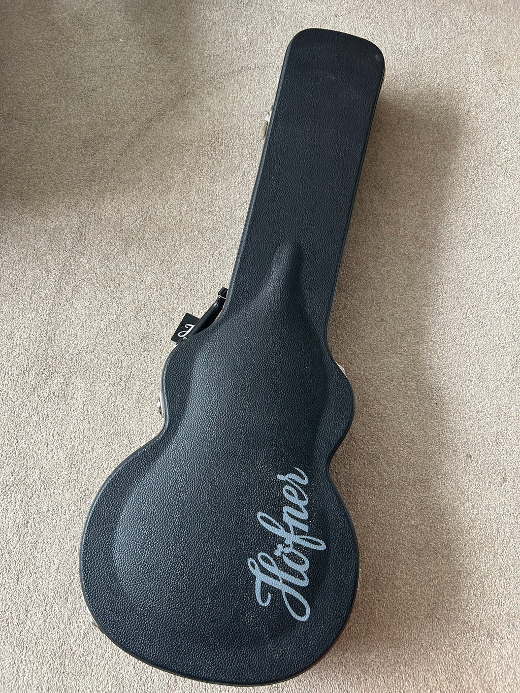 Hofner Club Ignition Bass