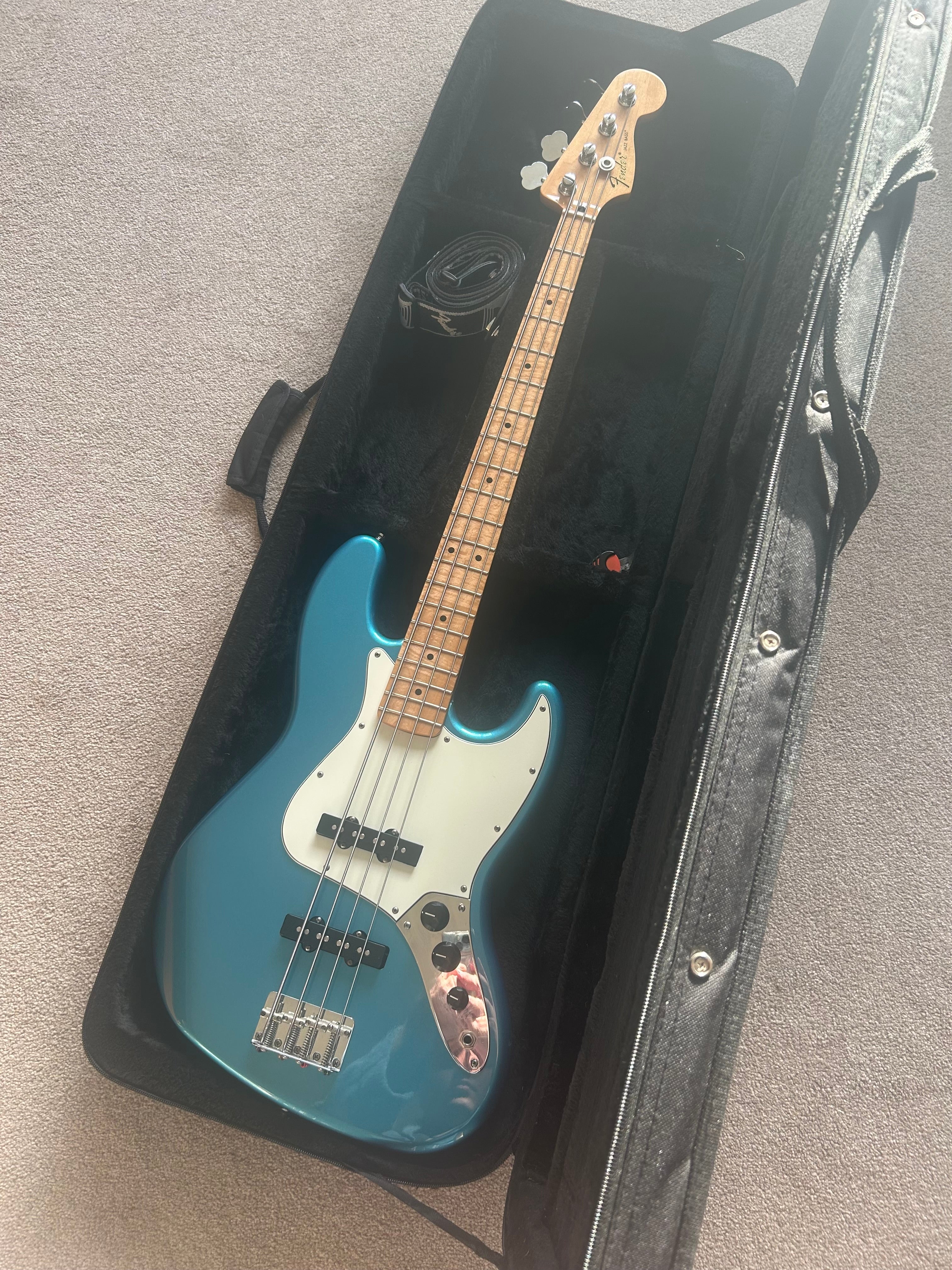 Fender Standard Jazz Bass MIM