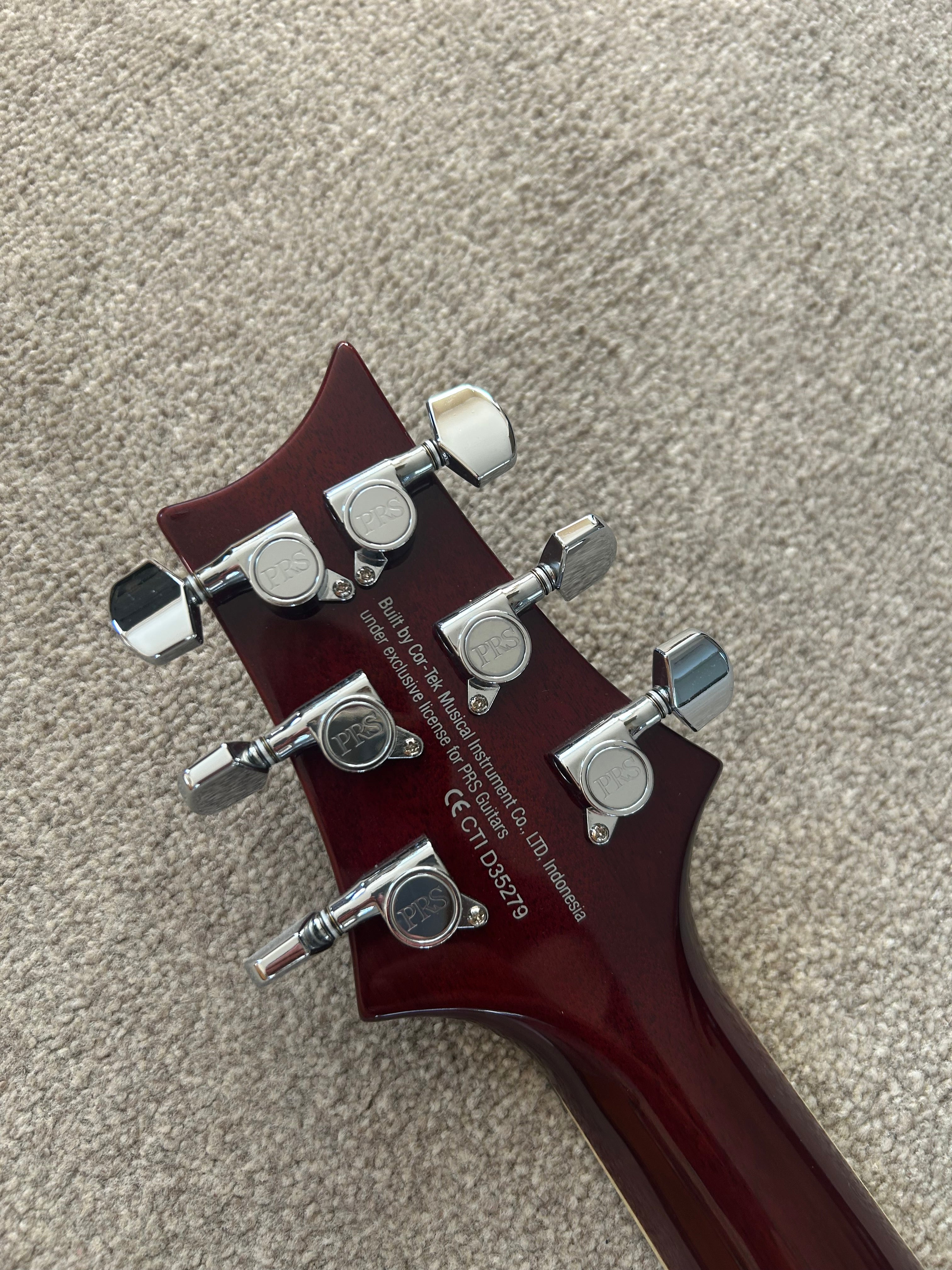 PRS SE 245 Standard Tobacco Sunburst