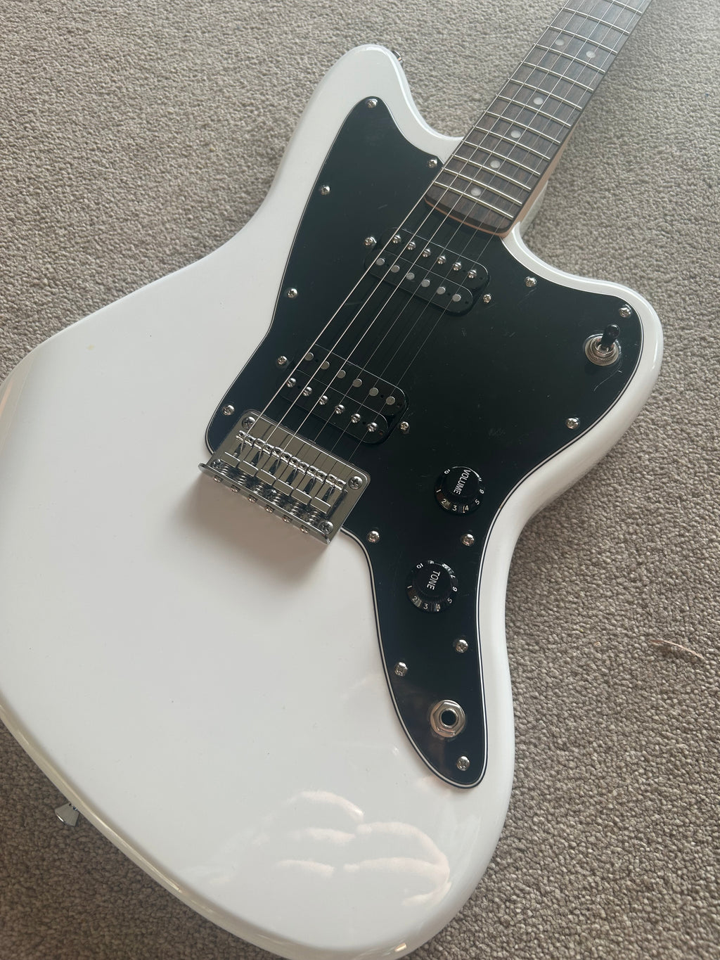 Squier Affinity Jazzmaster White