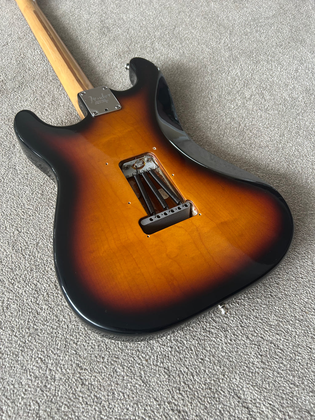 Fender Stratocaster 2000 American Standard Neck/ 1989 American Standard Body Sunburst w Bare Knuckle Pickups