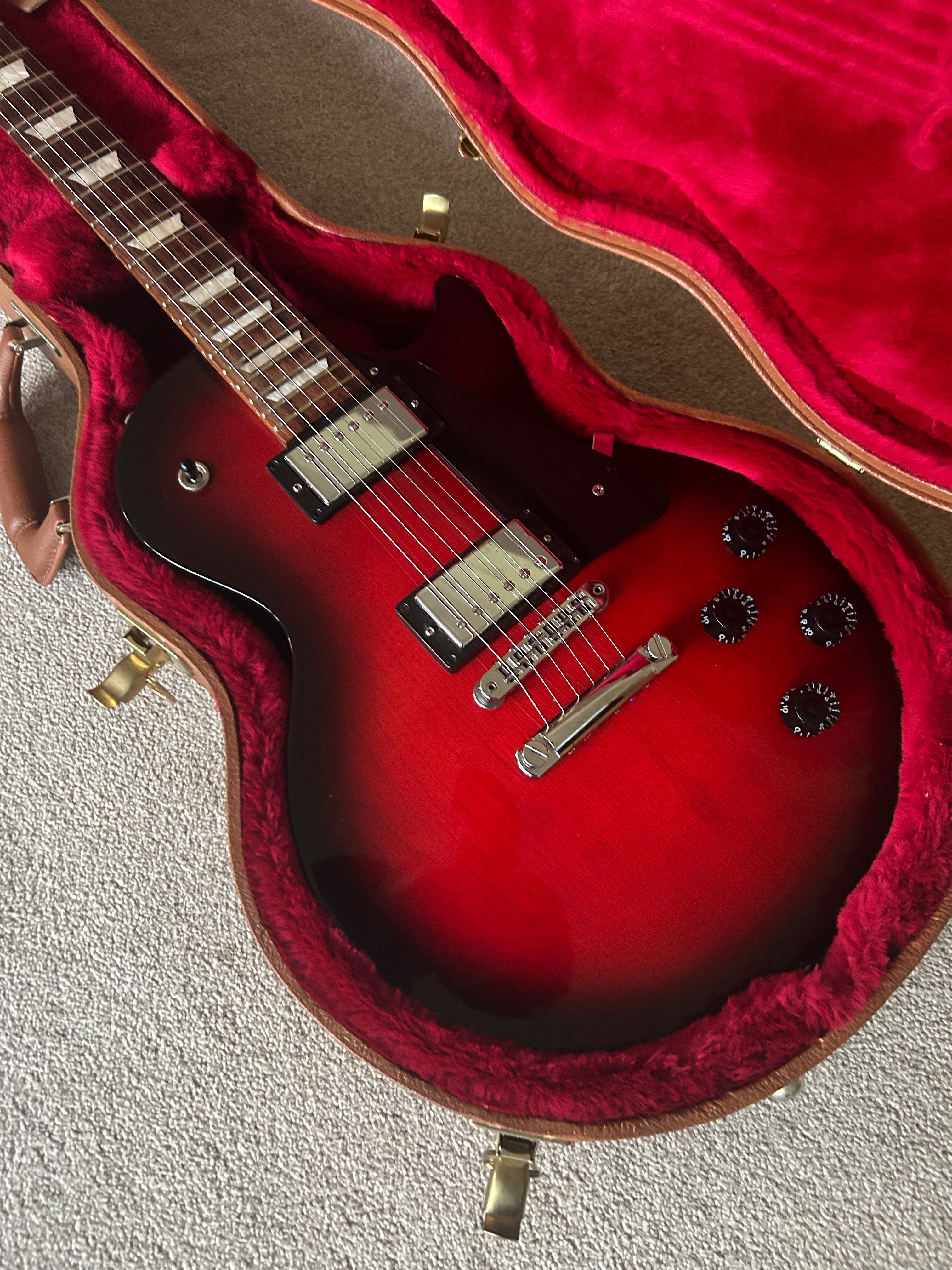 Gibson Les Paul Studio w Gibson USA Hardcase