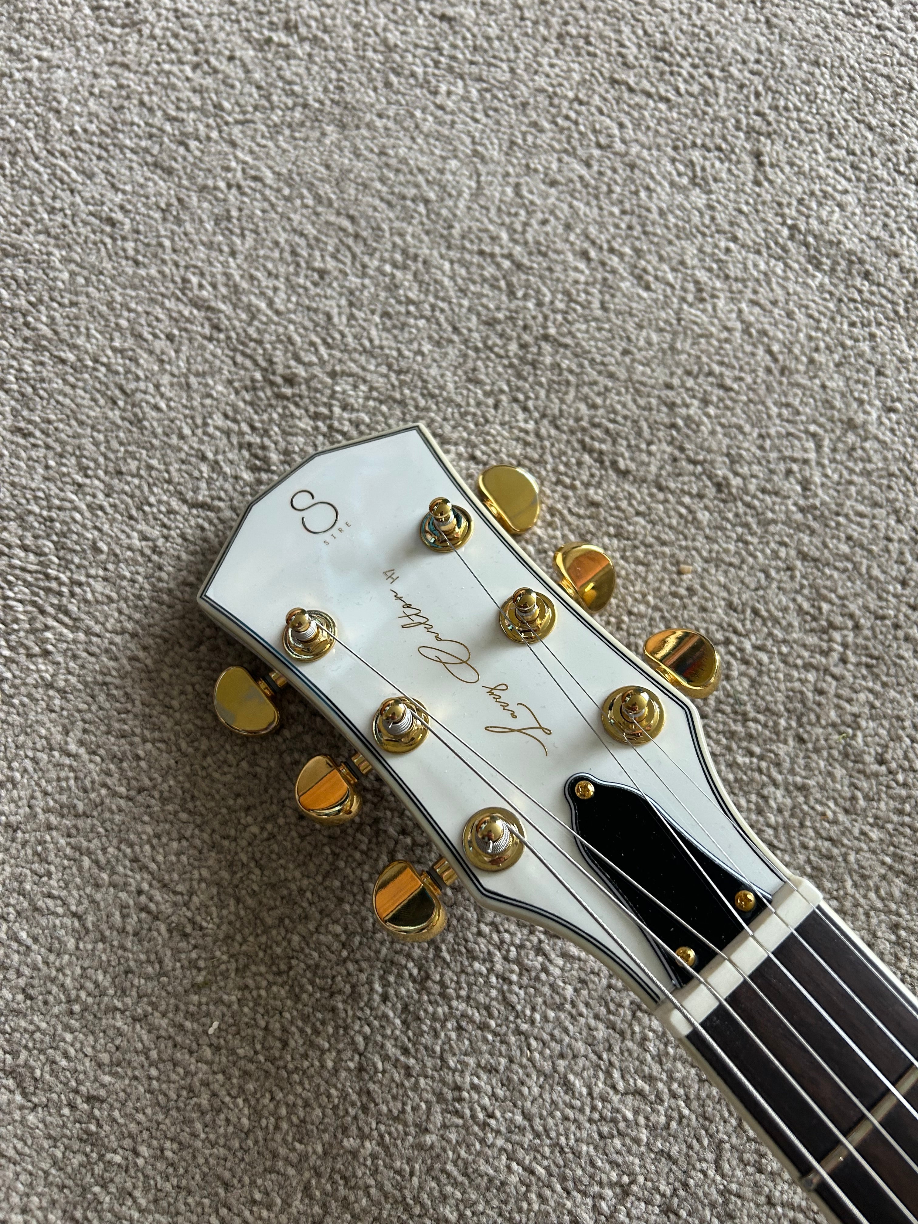 Sire Larry Carlton H7 White w Gold Hardware