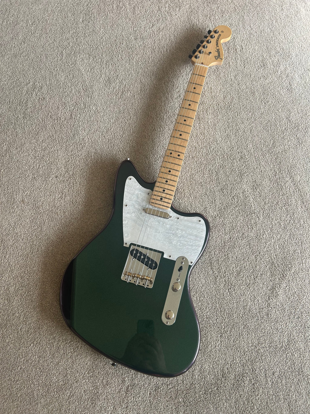 (Guitar Garage Build) Fender Jazzcaster Chameleon Green