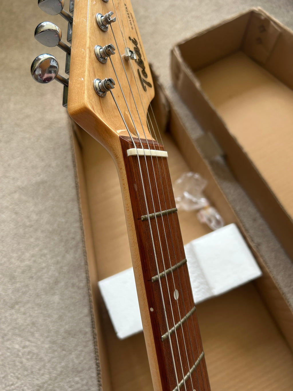 Tokai Goldstar Sound Red China