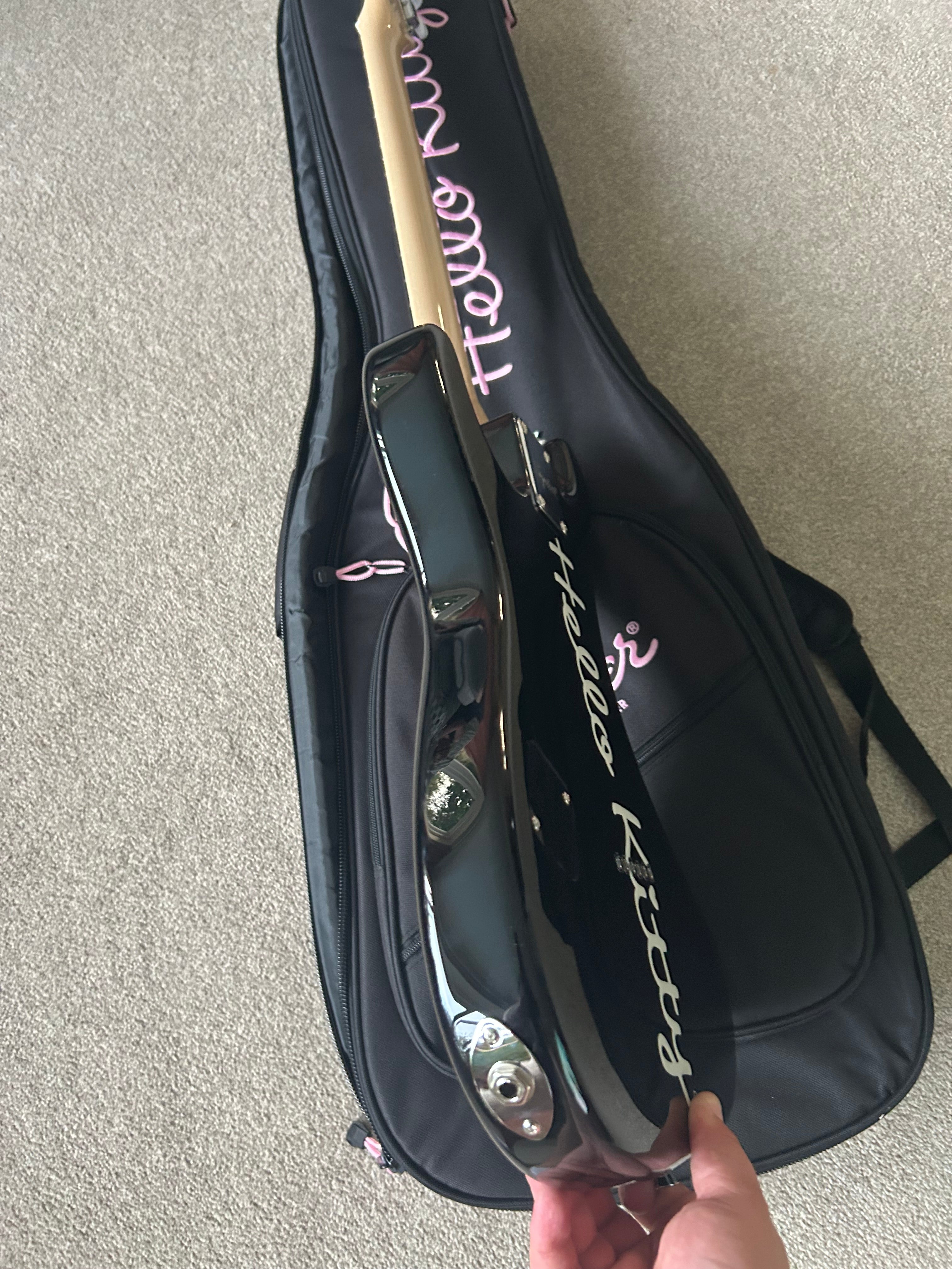 Squier Hello Kitty Stratocaster Black w Matching Gigbag