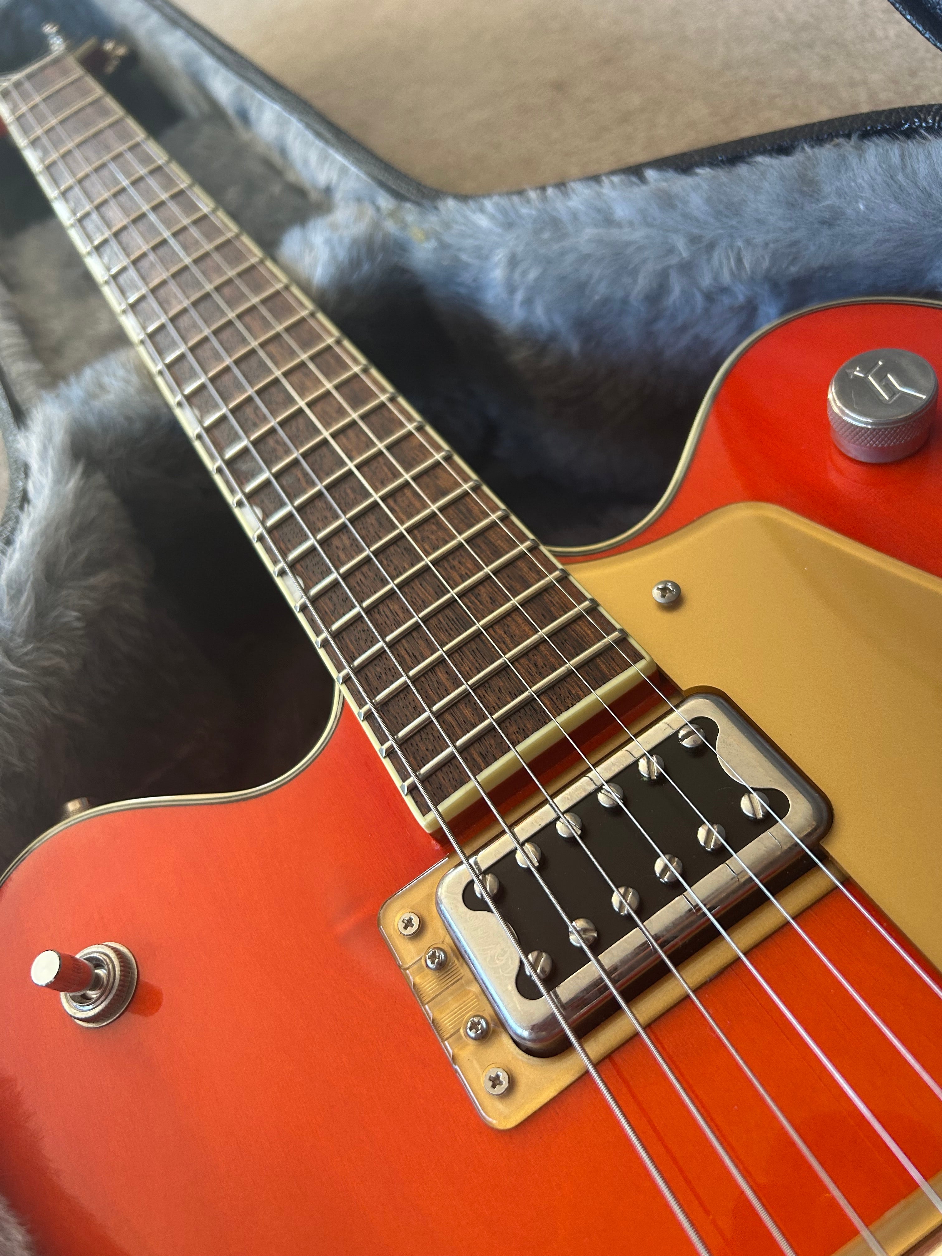 Gretsch G5622T Electromatic Center Block Double Cutaway with Bigsby Laurel Fretboard Orange Stain