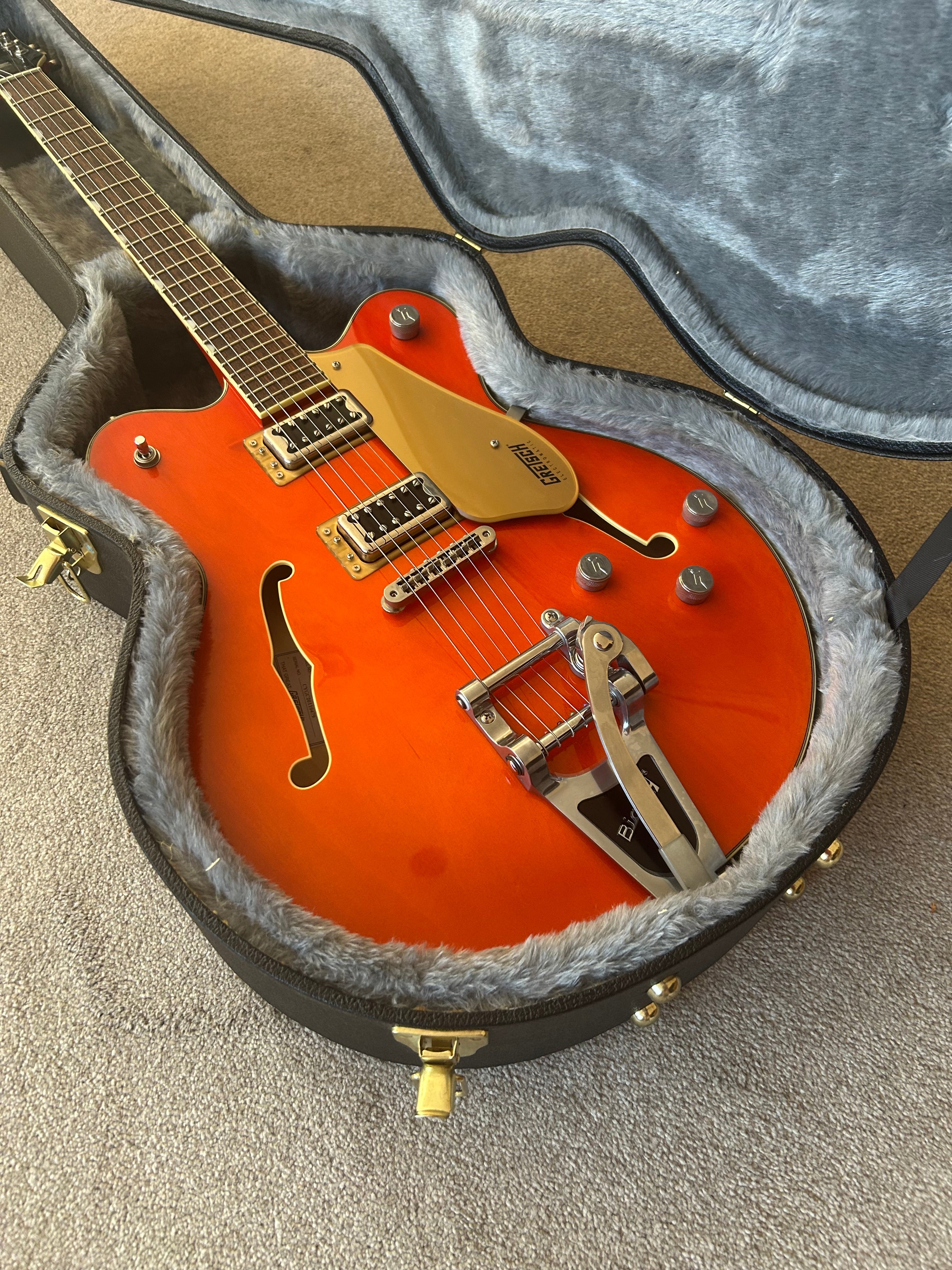 Gretsch G5622T Electromatic Center Block Double Cutaway with Bigsby Laurel Fretboard Orange Stain