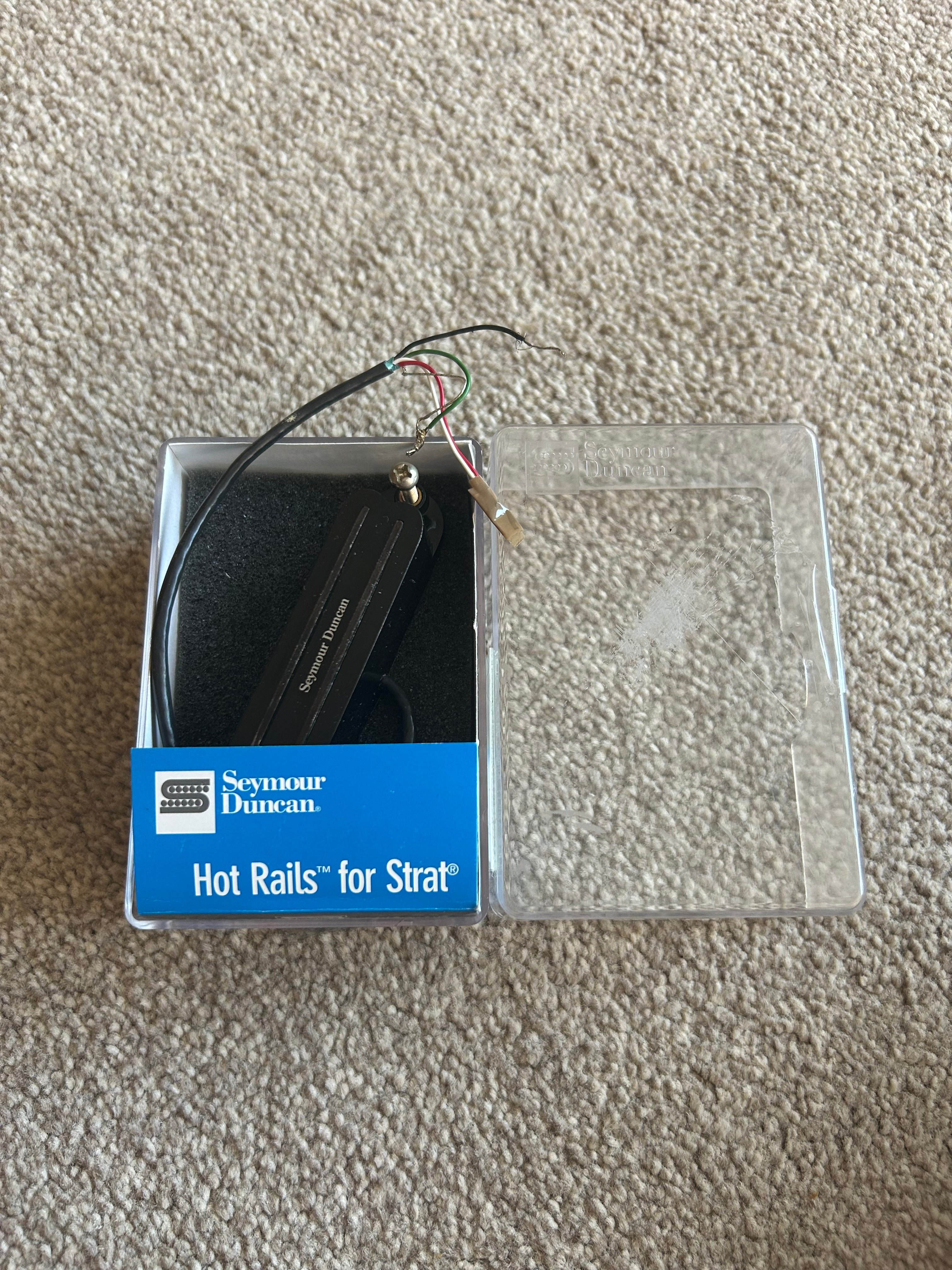 Seymour Duncan SHR-1b Hot Rails Strat Bridge Pickup Black