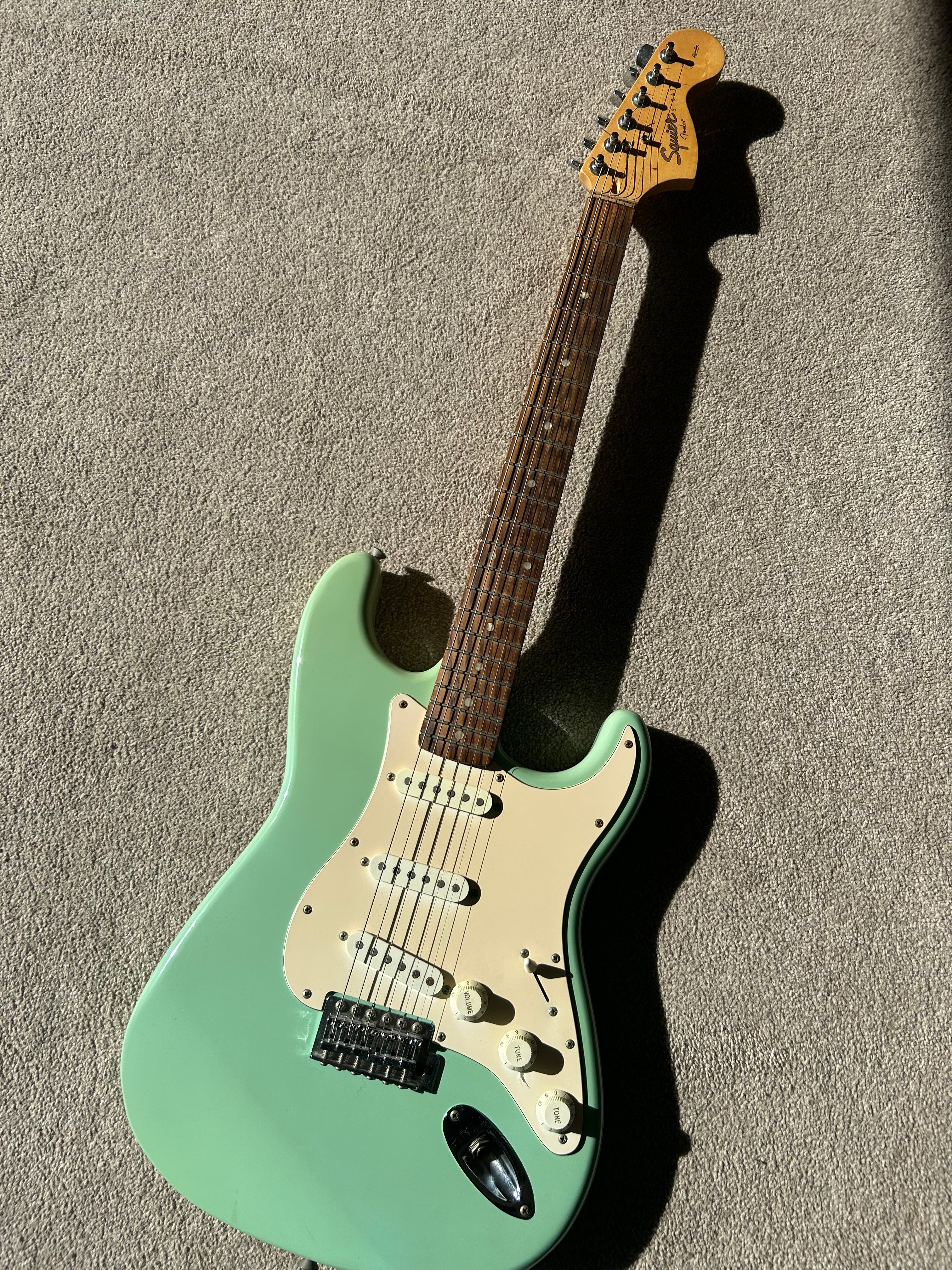 Squier Affinity Stratocaster Surf Green