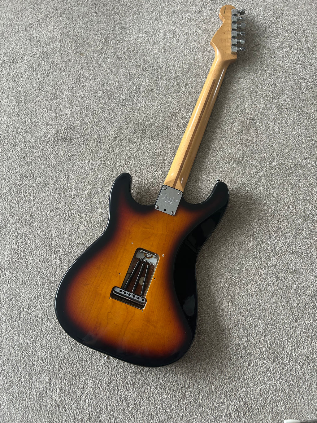 Fender Stratocaster 2000 American Standard Neck/ 1989 American Standard Body Sunburst w Bare Knuckle Pickups