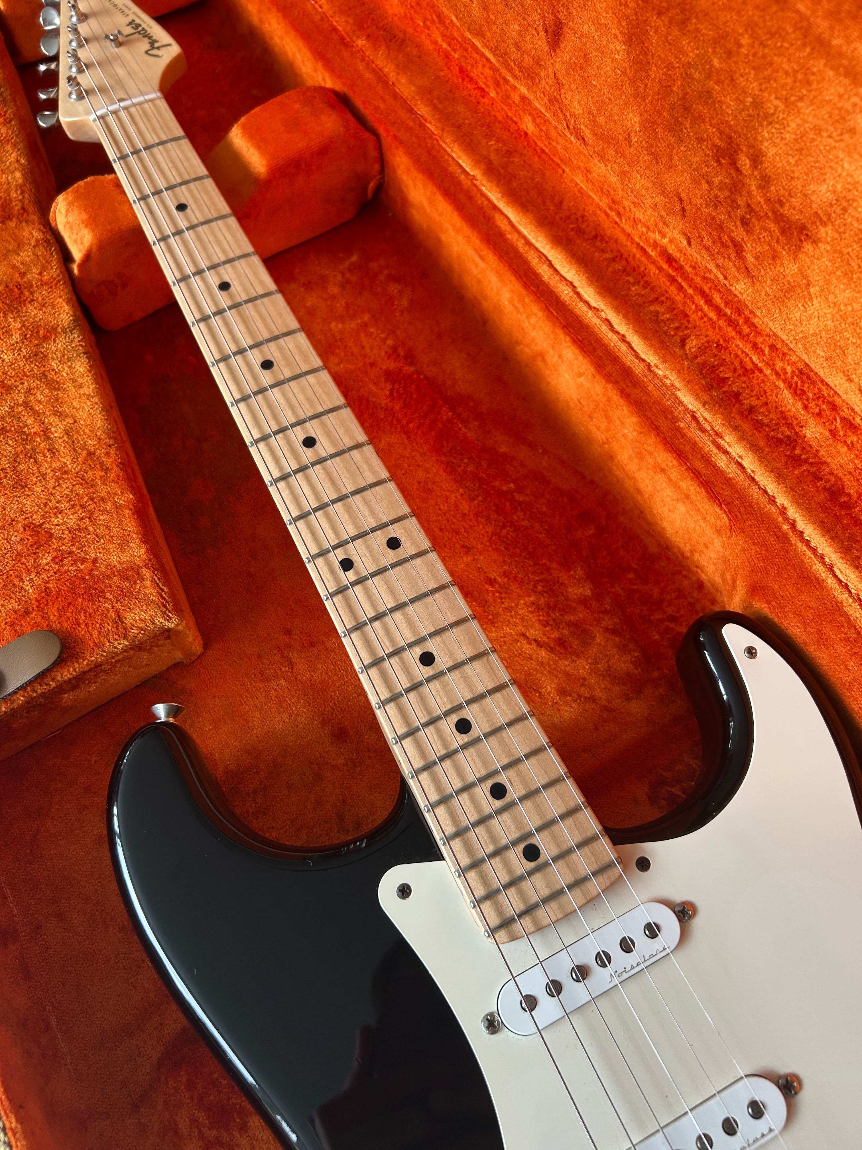 2012 Fender Eric Clapton Artist Series “Blackie” Stratocaster with Vintage Noiseless Pickups Black
