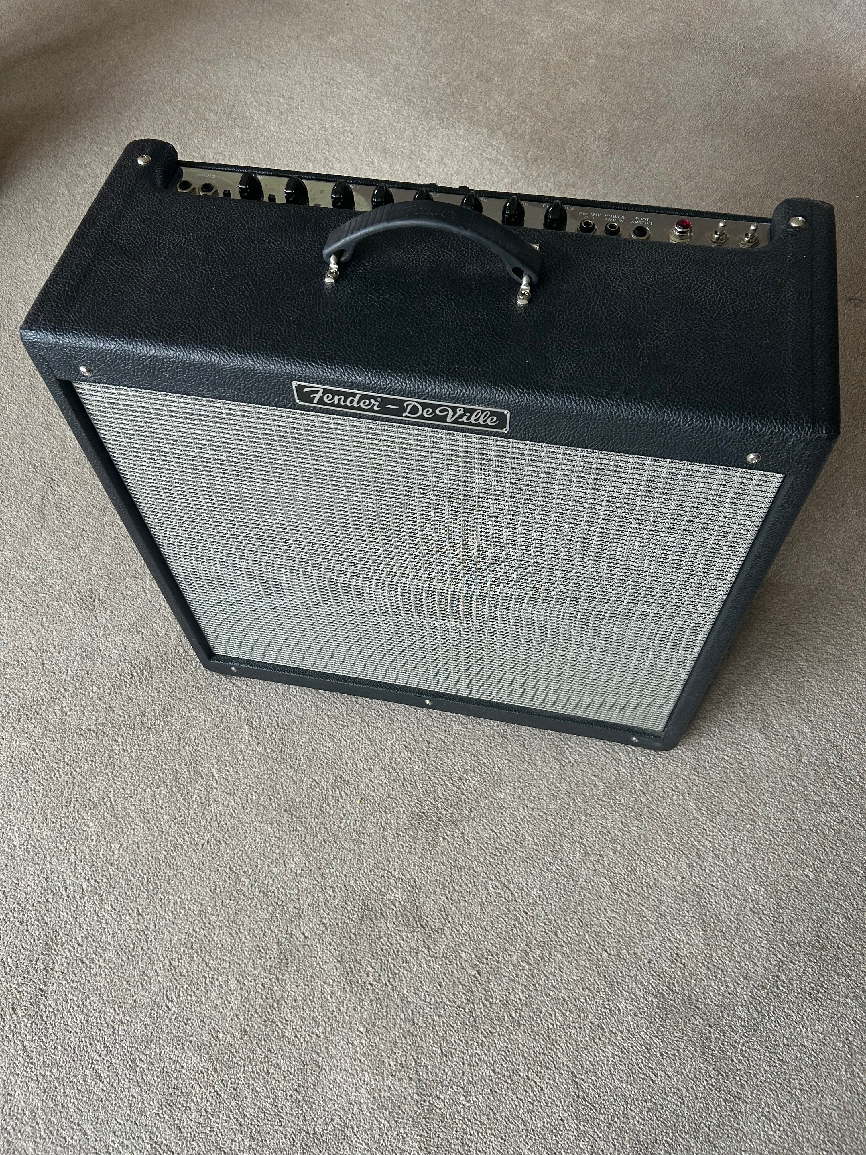 Fender Hotrod Deville 4x10