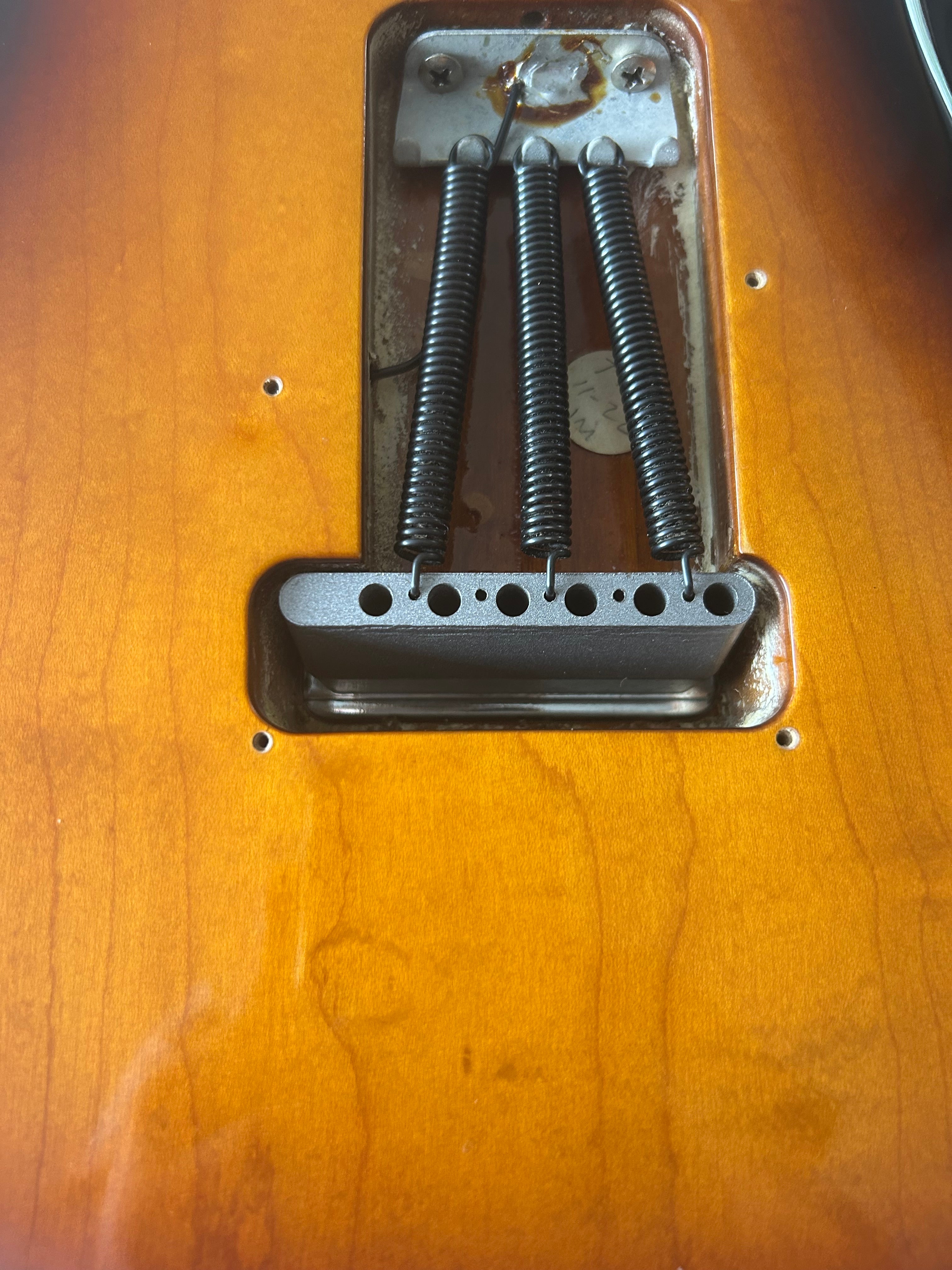 Fender Stratocaster 2000 American Standard Neck/ 1989 American Standard Body Sunburst w Bare Knuckle Pickups