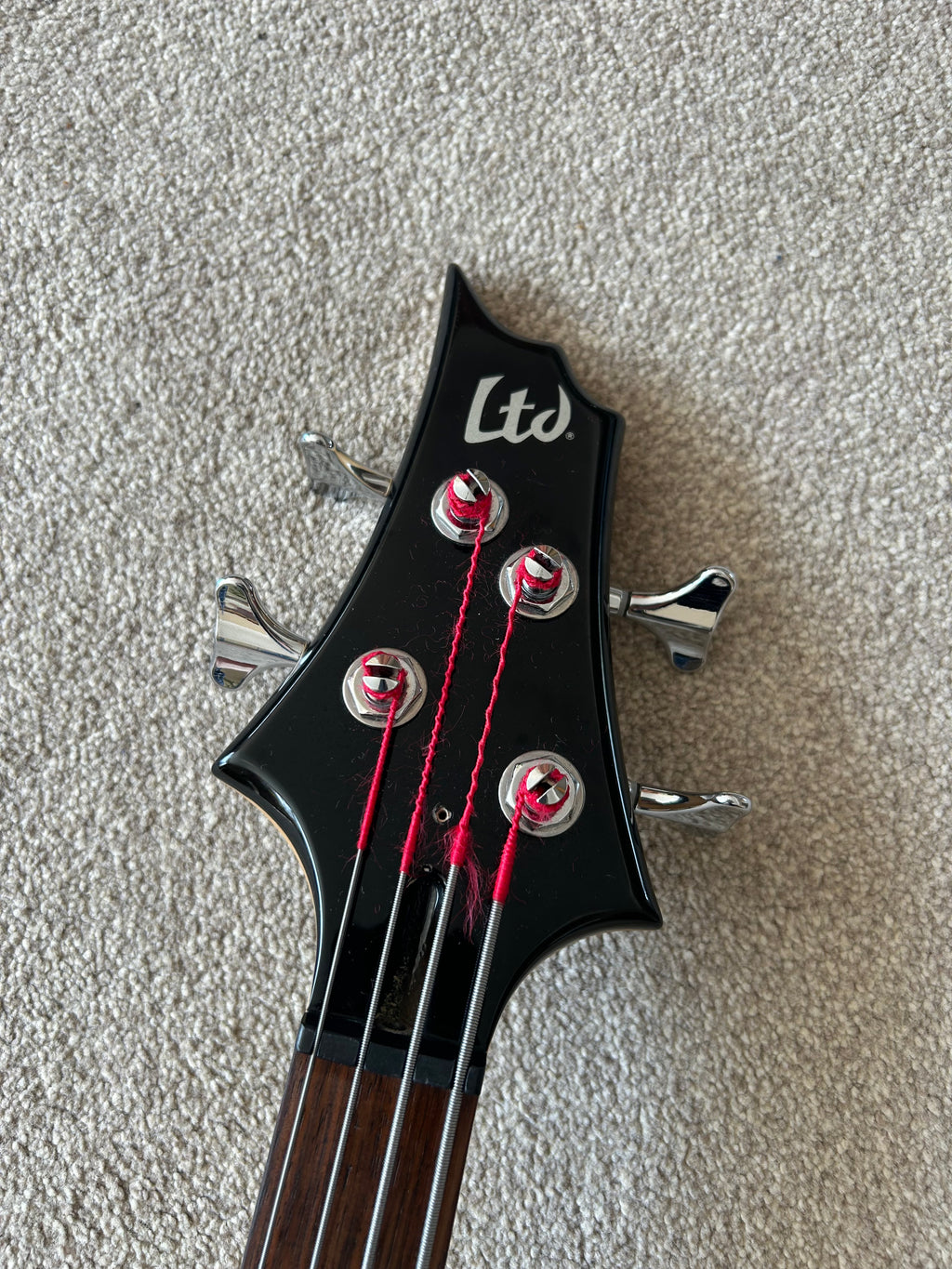 ESP LTD B-50 LH Left-Handed Black