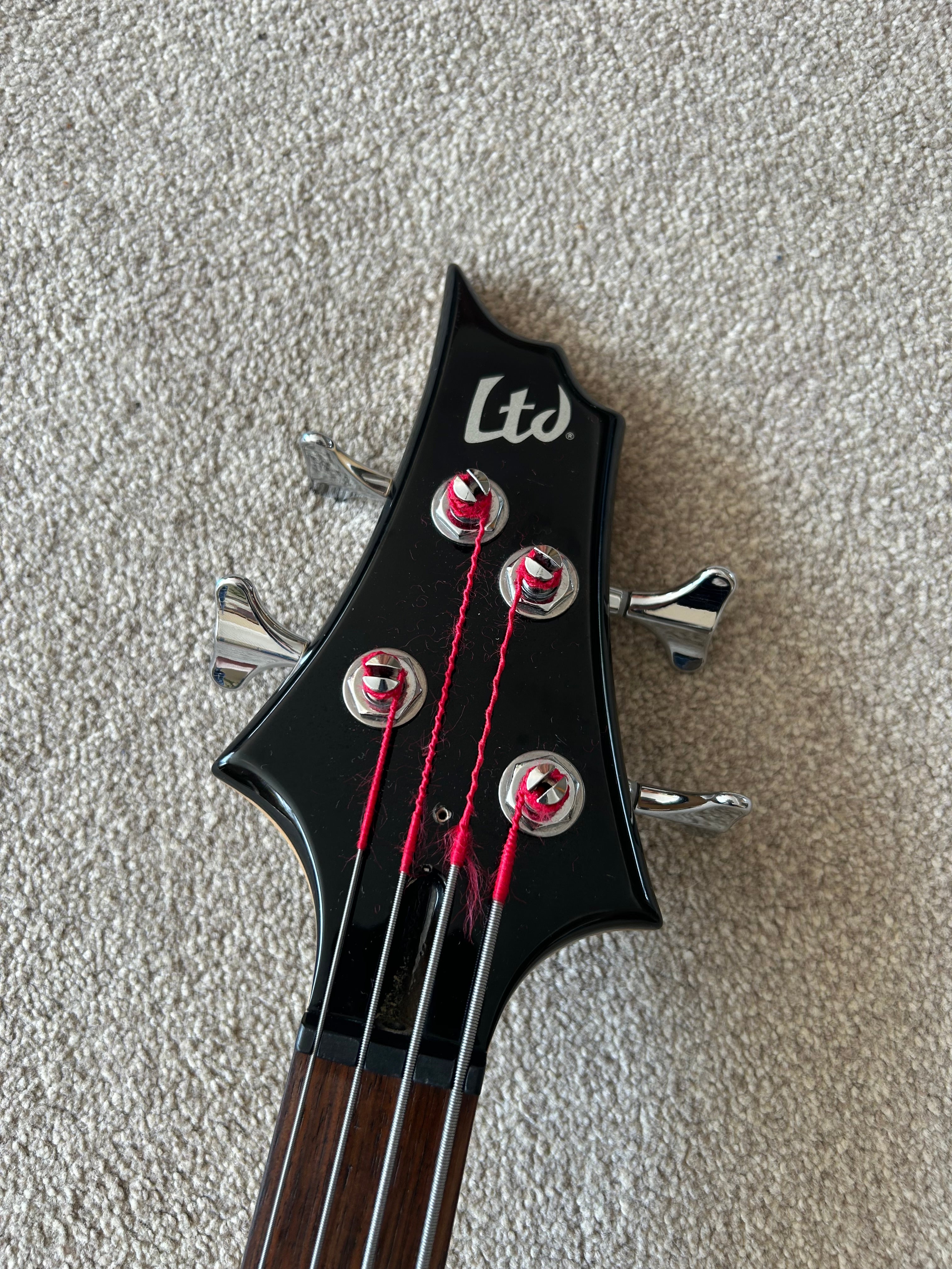 ESP LTD B-50 LH Left-Handed Black
