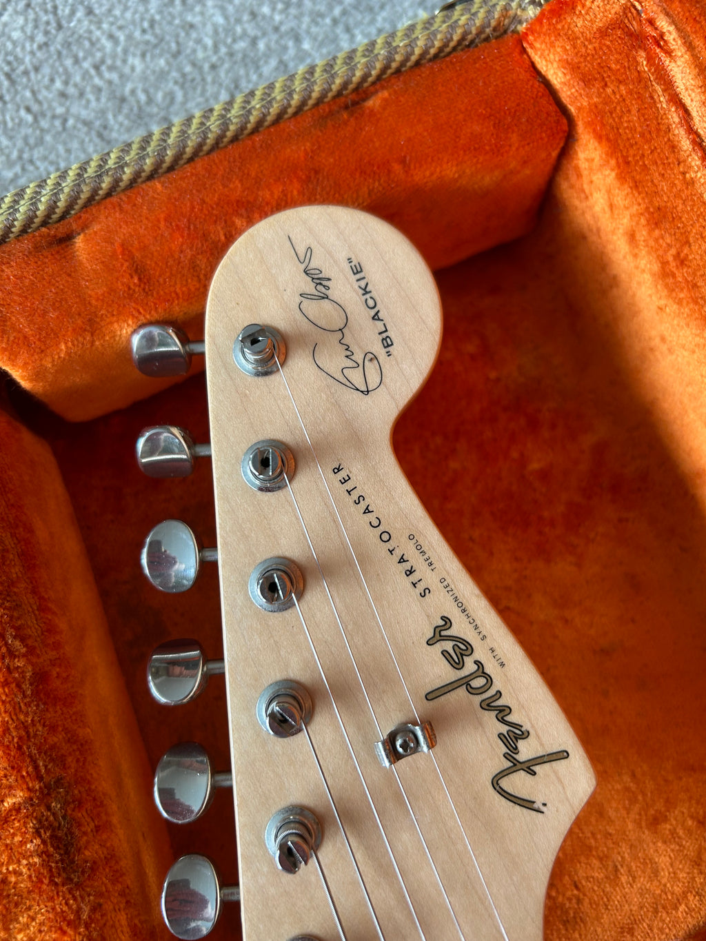 2012 Fender Eric Clapton Artist Series “Blackie” Stratocaster with Vintage Noiseless Pickups Black