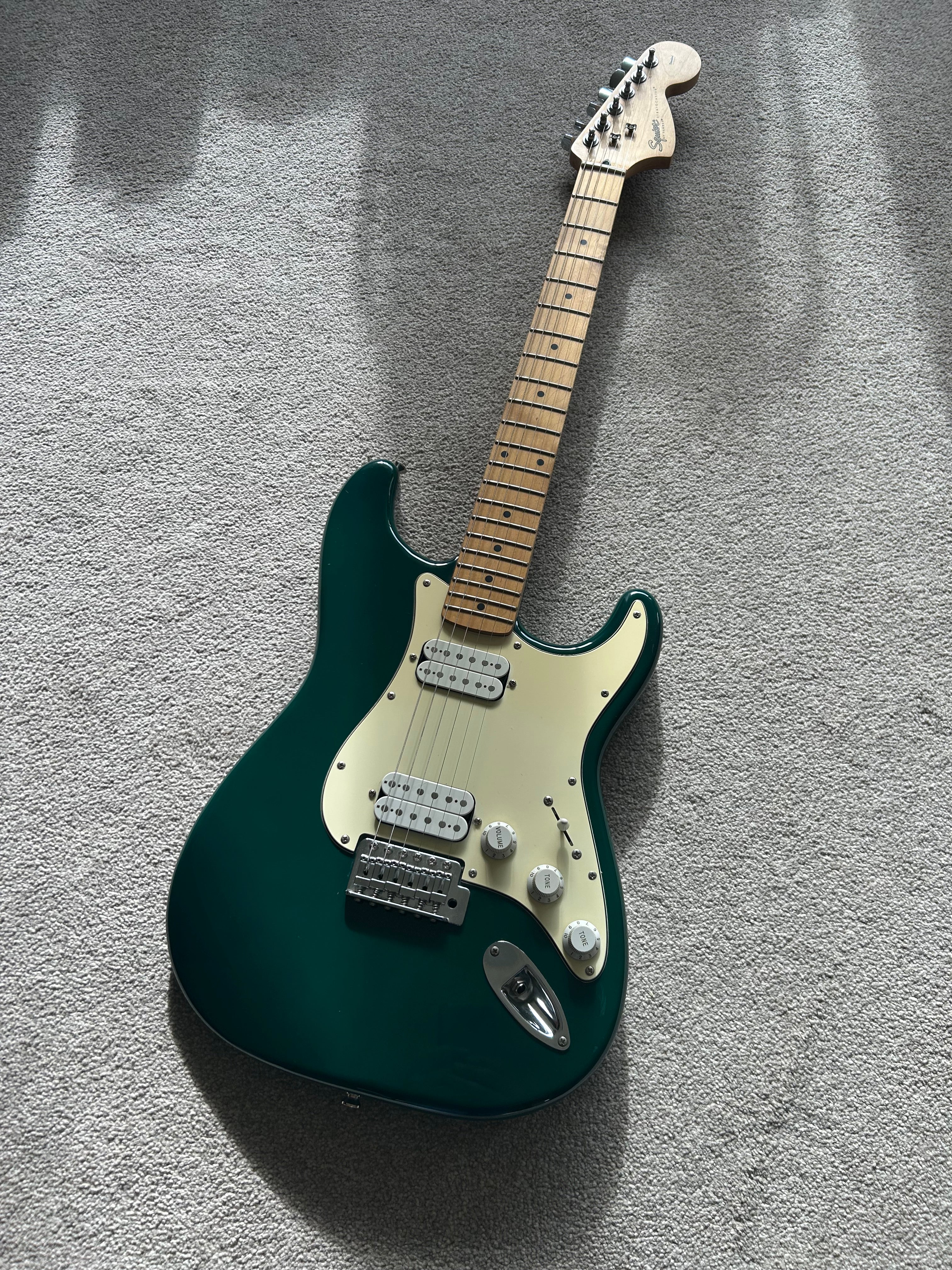 Squier Standard Series Stratocaster HH Green