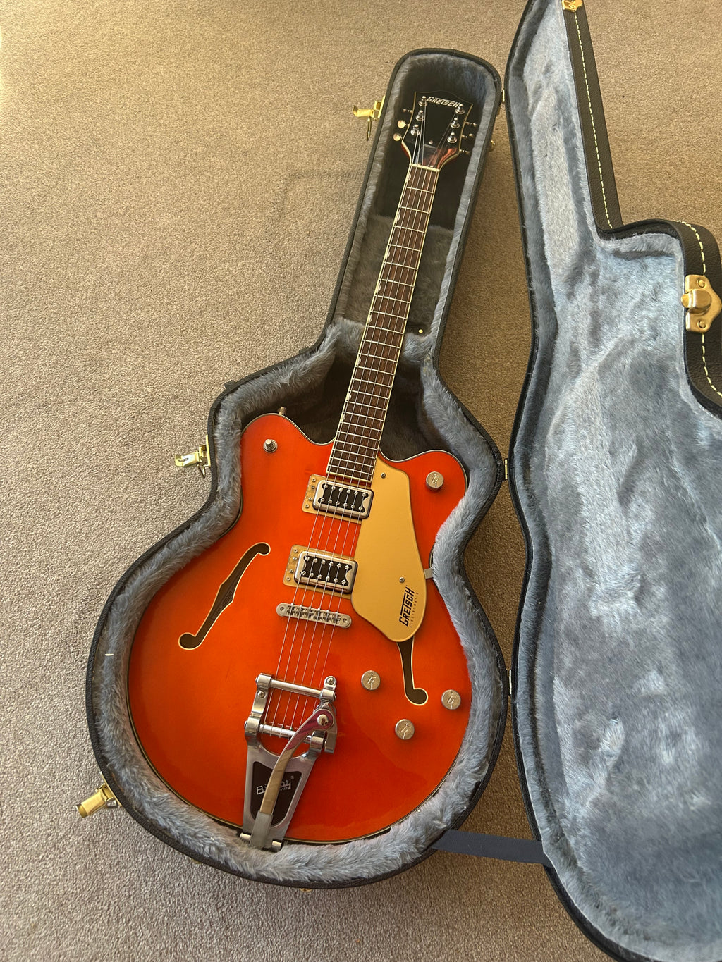 Gretsch G5622T Electromatic Center Block Double Cutaway with Bigsby Laurel Fretboard Orange Stain