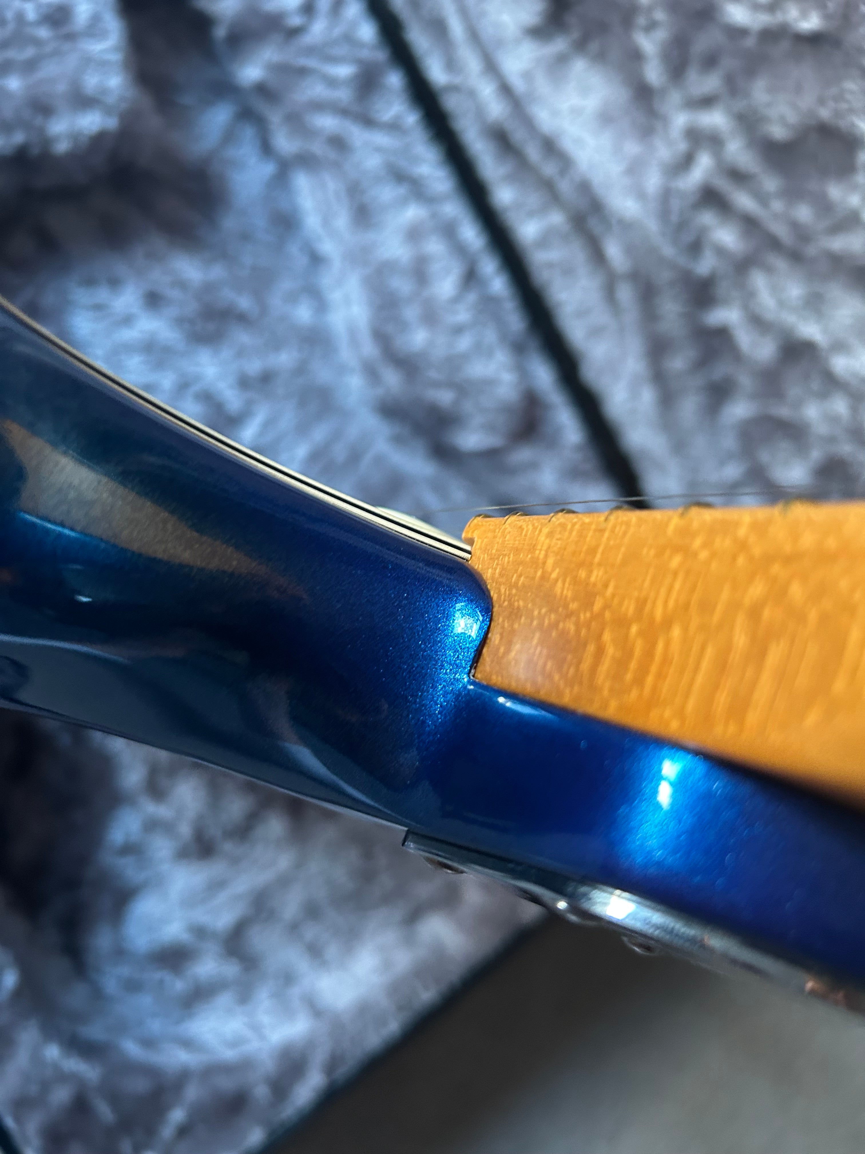 Fender American Ultra Stratocaster with Maple Fretboard Cobra Blue