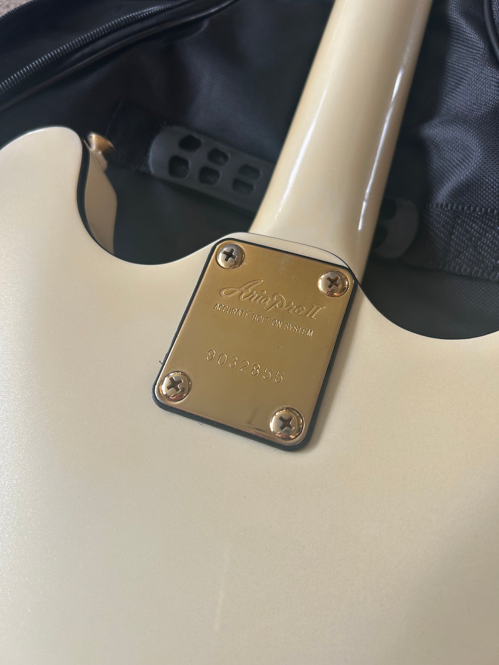 Aria Pro II TA-60 White Metallic Left Handed