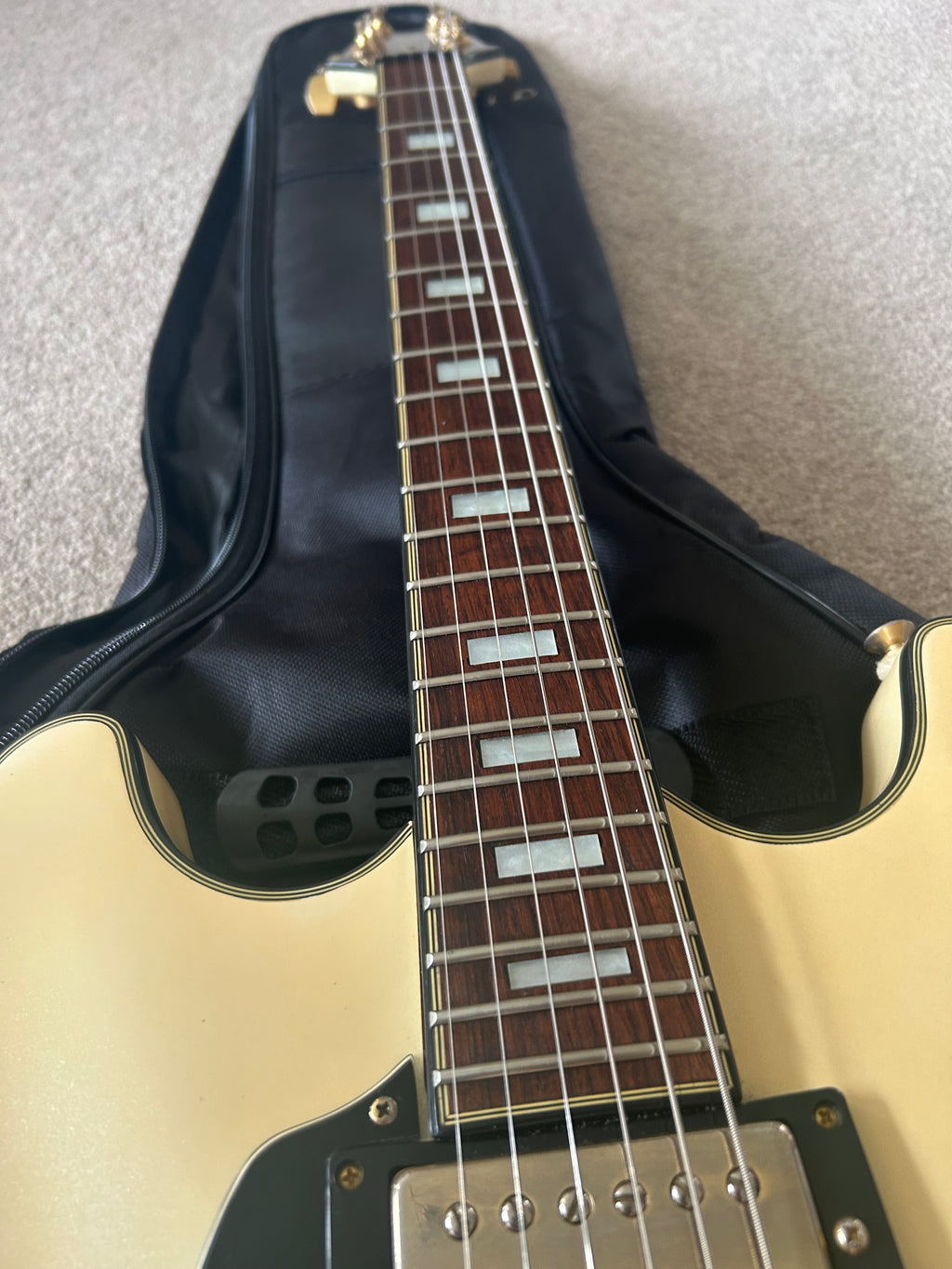 Aria Pro II TA-60 White Metallic Left Handed