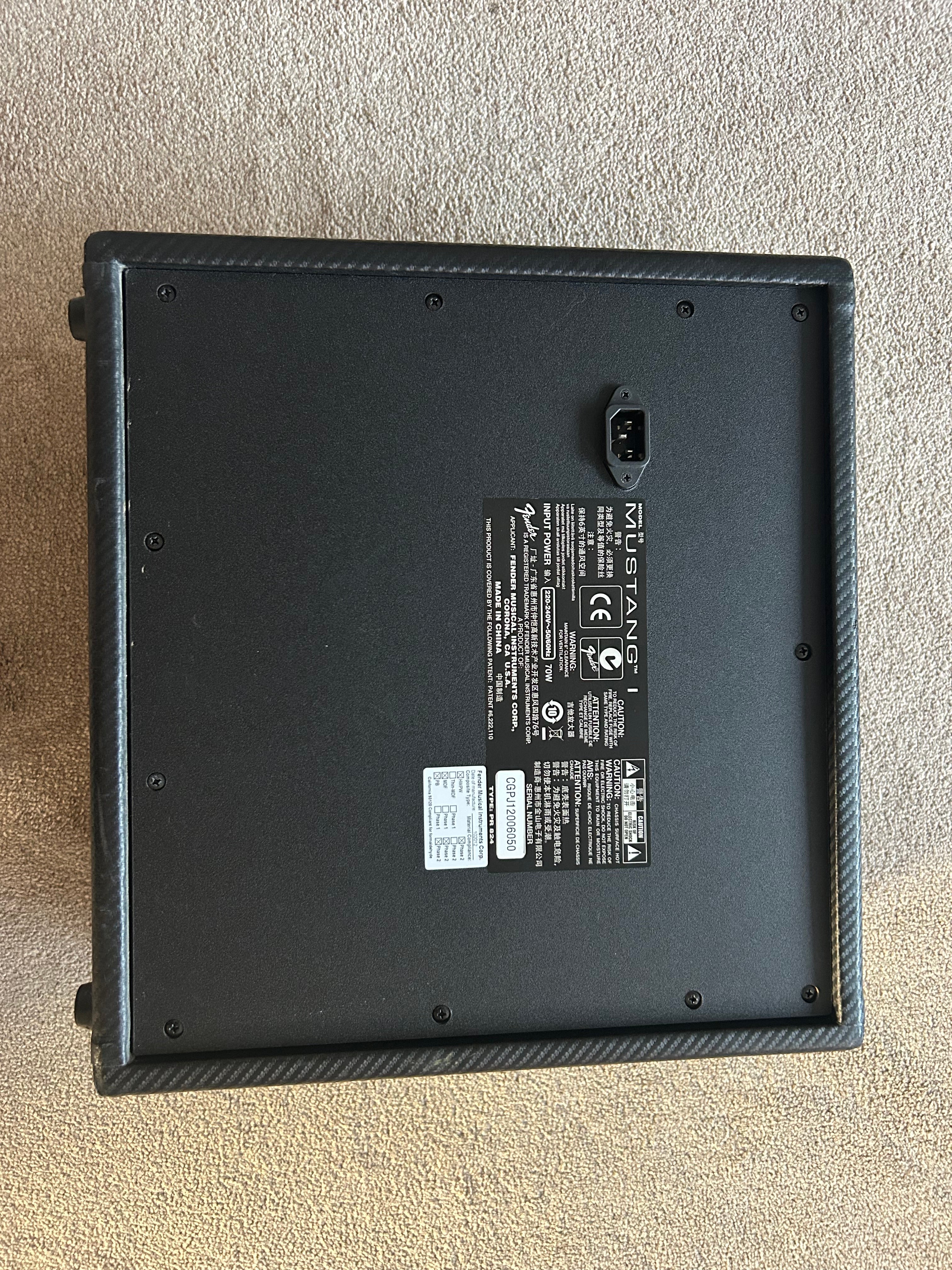 Fender Mustang 1 Amplifier