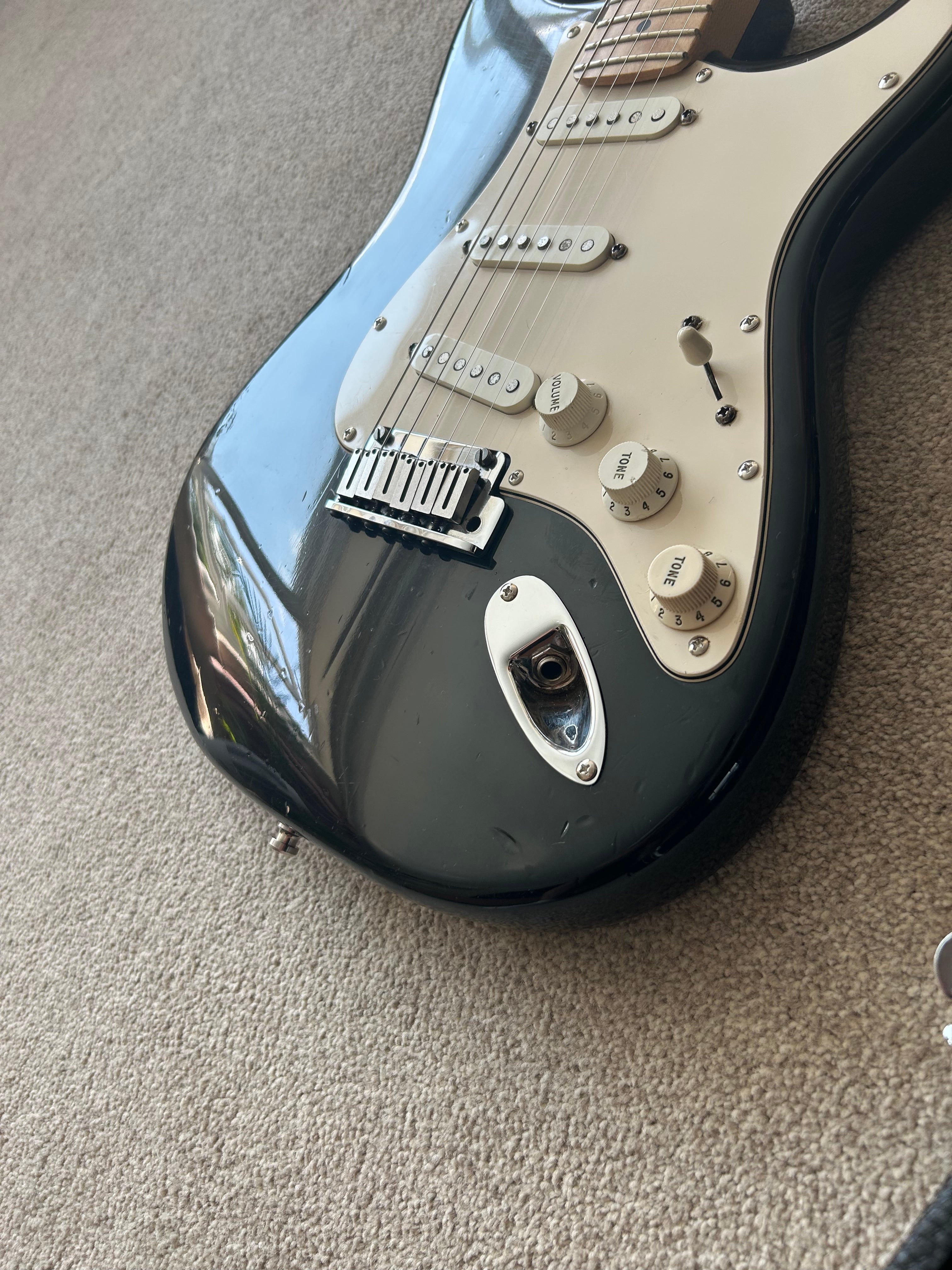 Fender American Standard 2003 Stratocaster with Replacement 2019 Fender USA Stratocaster Neck w Case