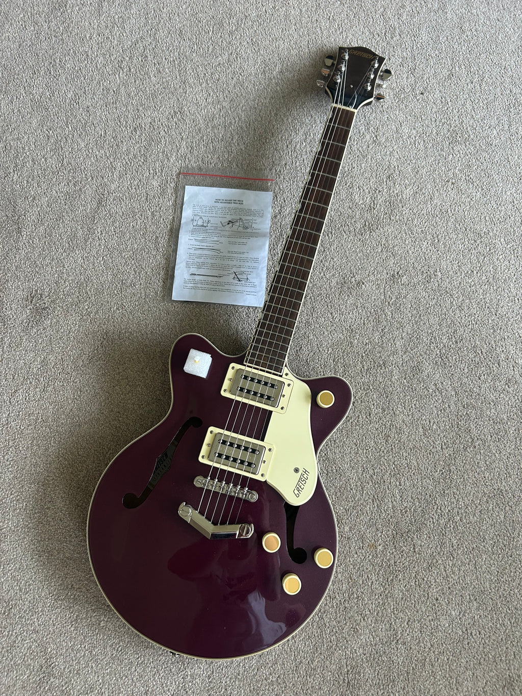 Gretsch G2655 Streamliner Center Block Jr. Double-Cut with V-Stoptail, BT-3S Pickups Burnt Orchid