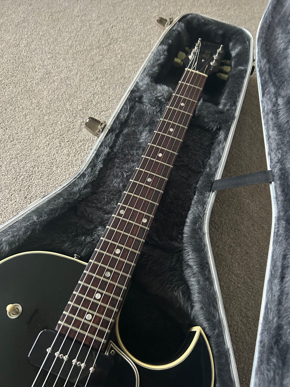 Gibson ES-135 P-100 Ebony
