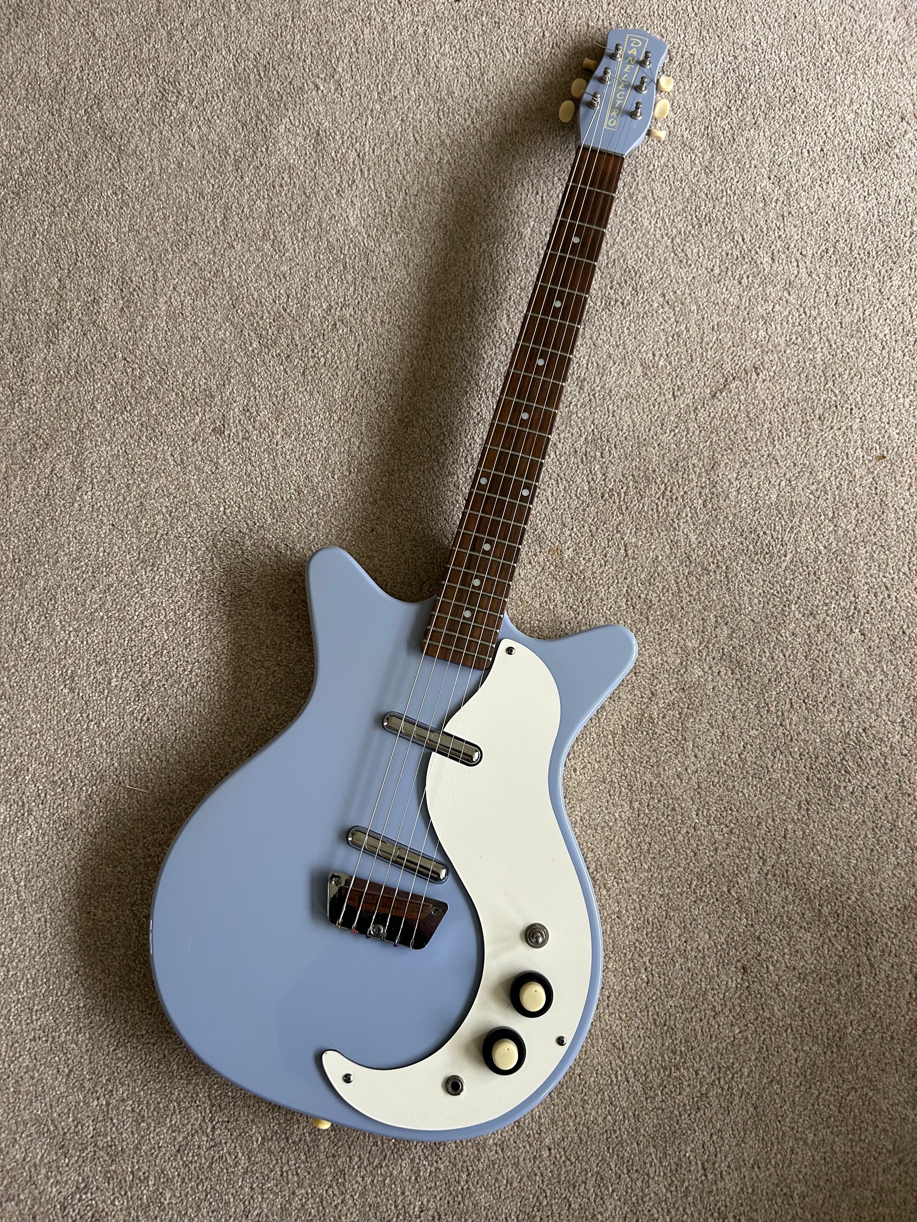 Danelectro DC-59 Blue