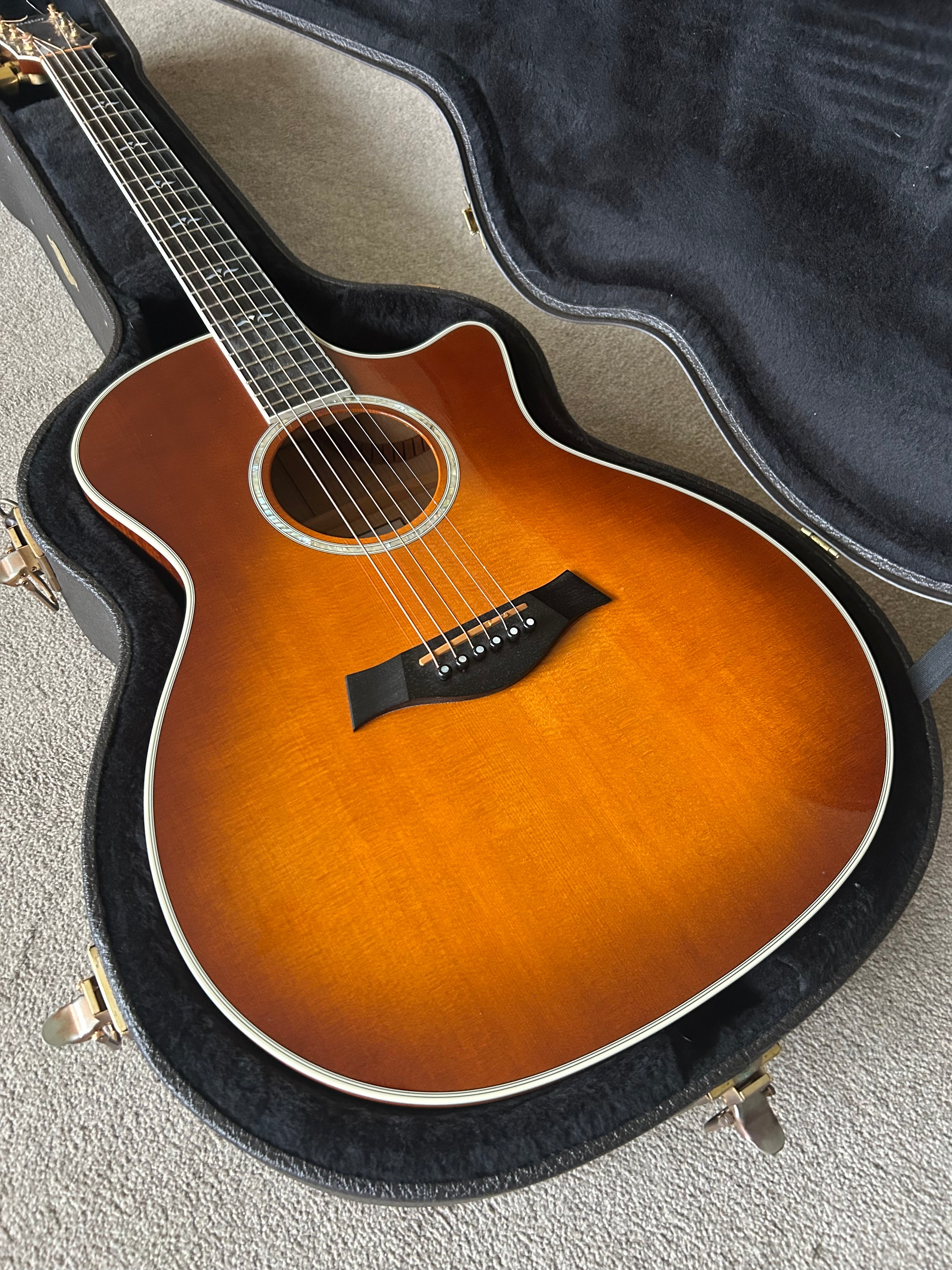 Taylor 614CE Honeyburst