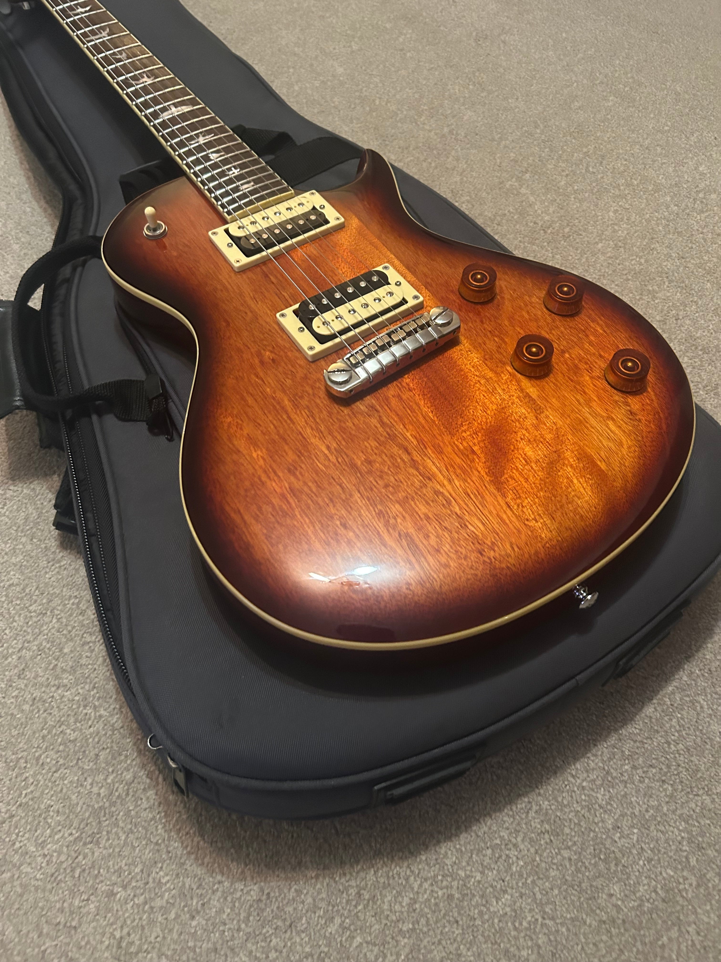 PRS SE 245 Standard w Gig Bag