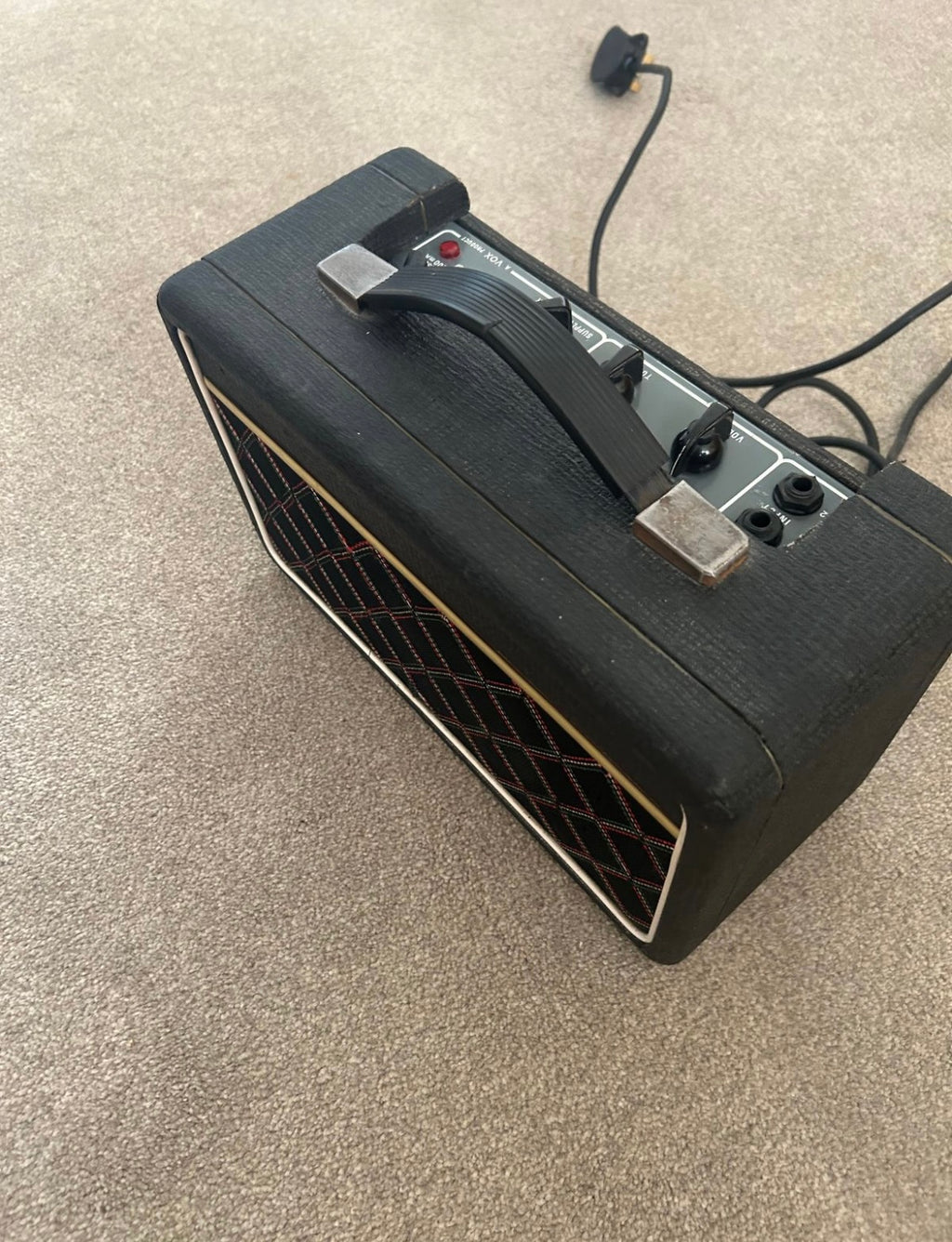 Vox BM1 Escort 2.5-Watt 1x5" Guitar Combo Black