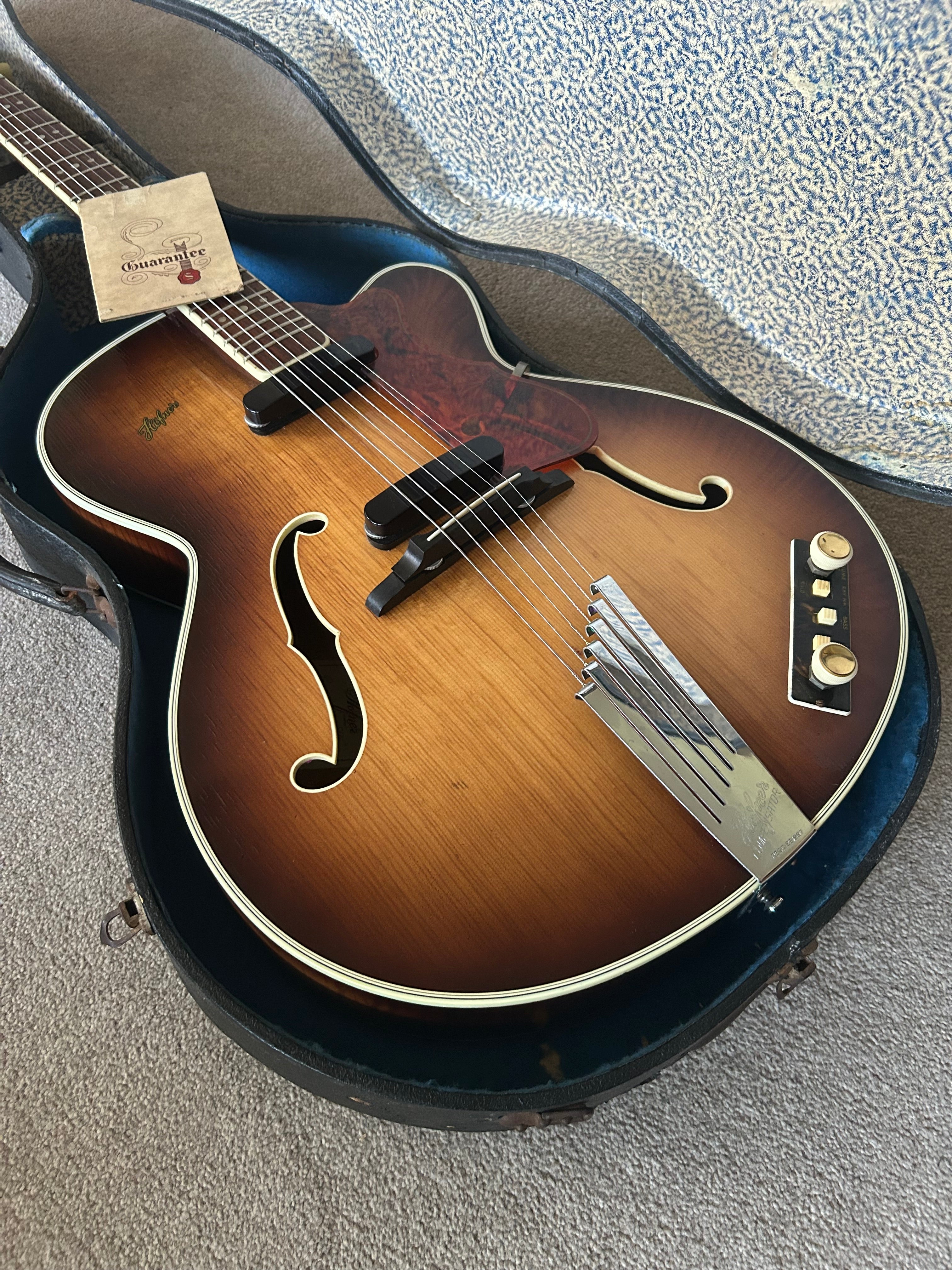 Hofner President 1959 Sunburst w Original case and Guarantee from Selmer