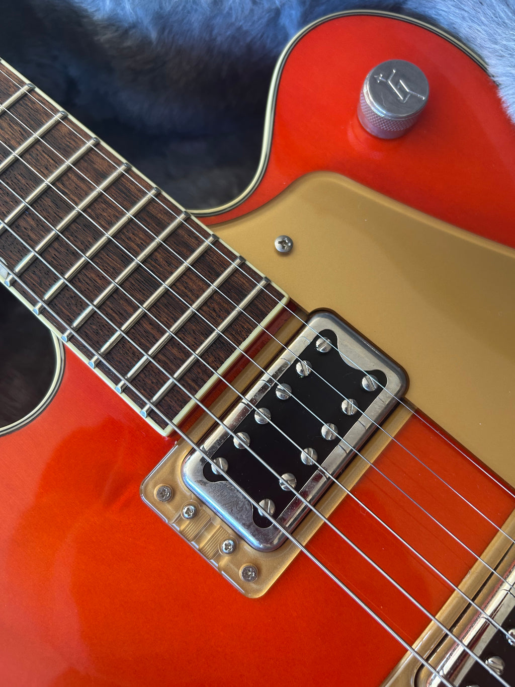 Gretsch G5622T Electromatic Center Block Double Cutaway with Bigsby Laurel Fretboard Orange Stain