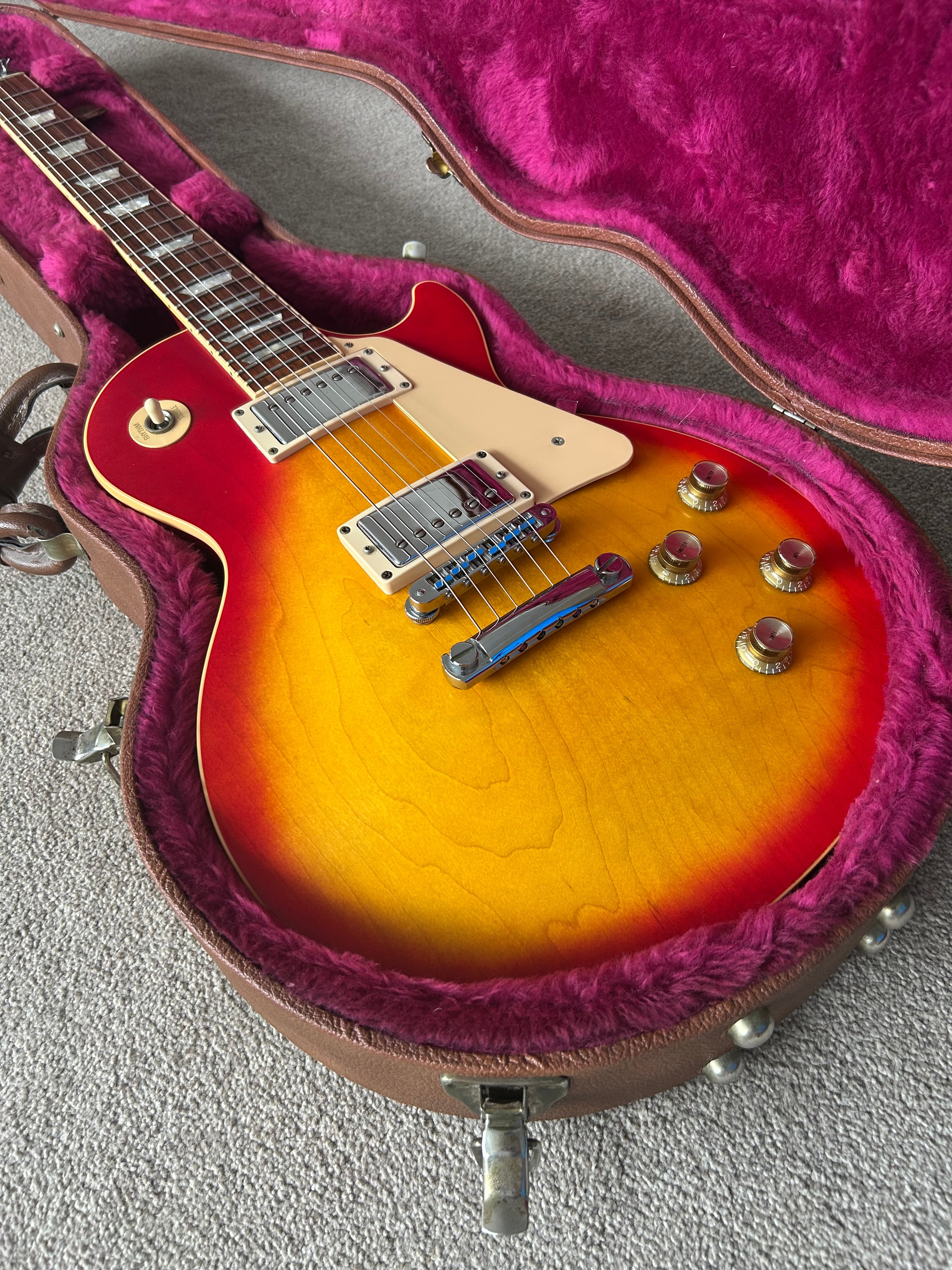 Gibson Les Paul Standard 2000 Heritage Cherry Sunburst