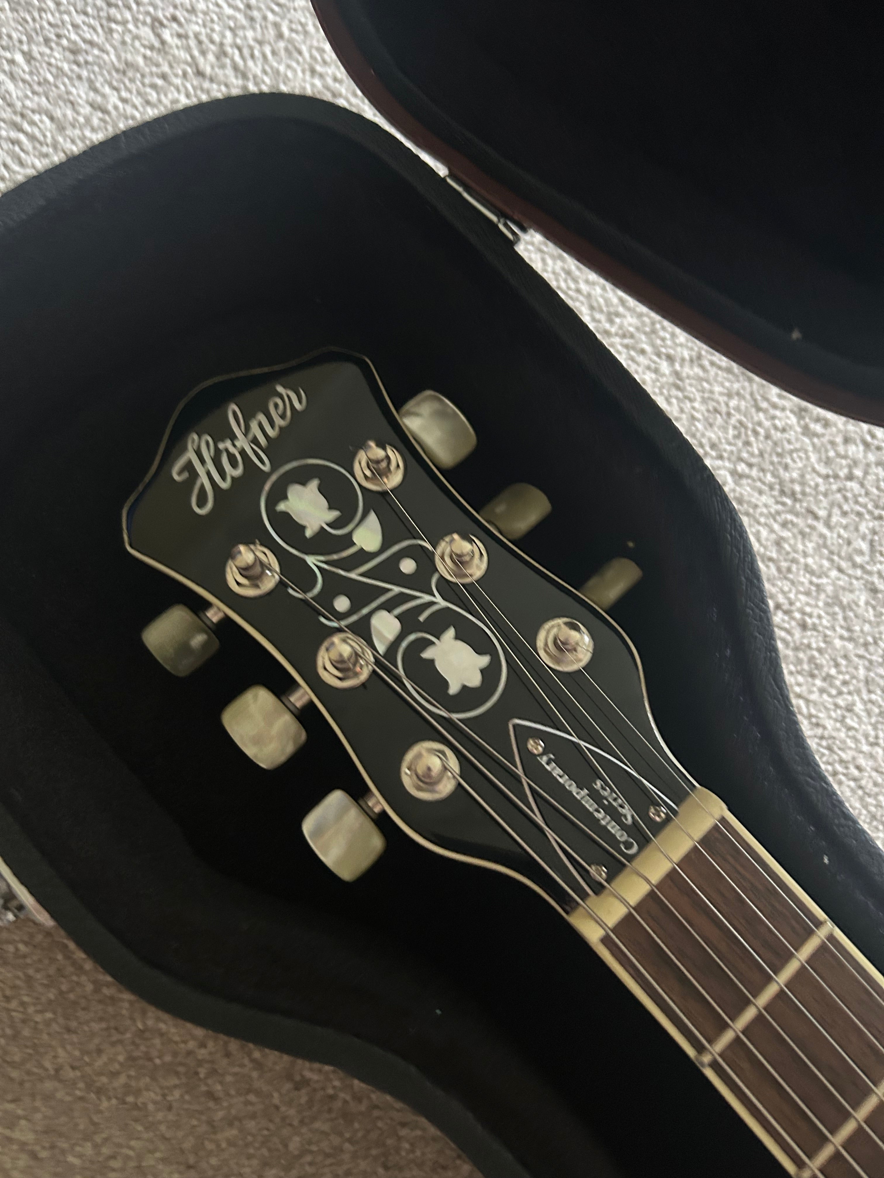 Hofner Contemporary Series Verythin Deluxe Transparent Red