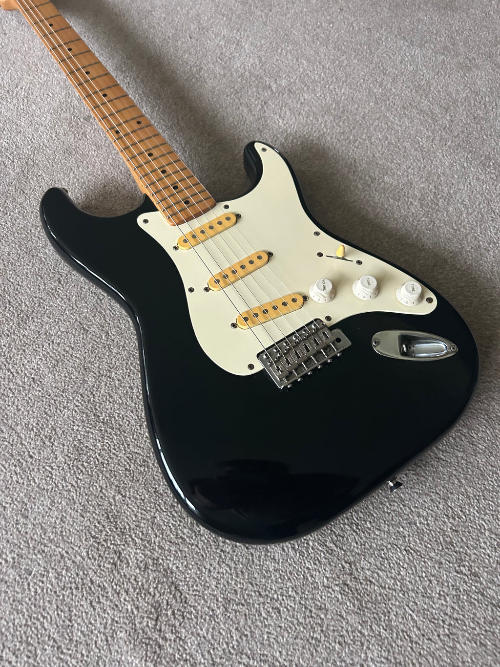 Squier E Serial Stratocaster MIK Korea