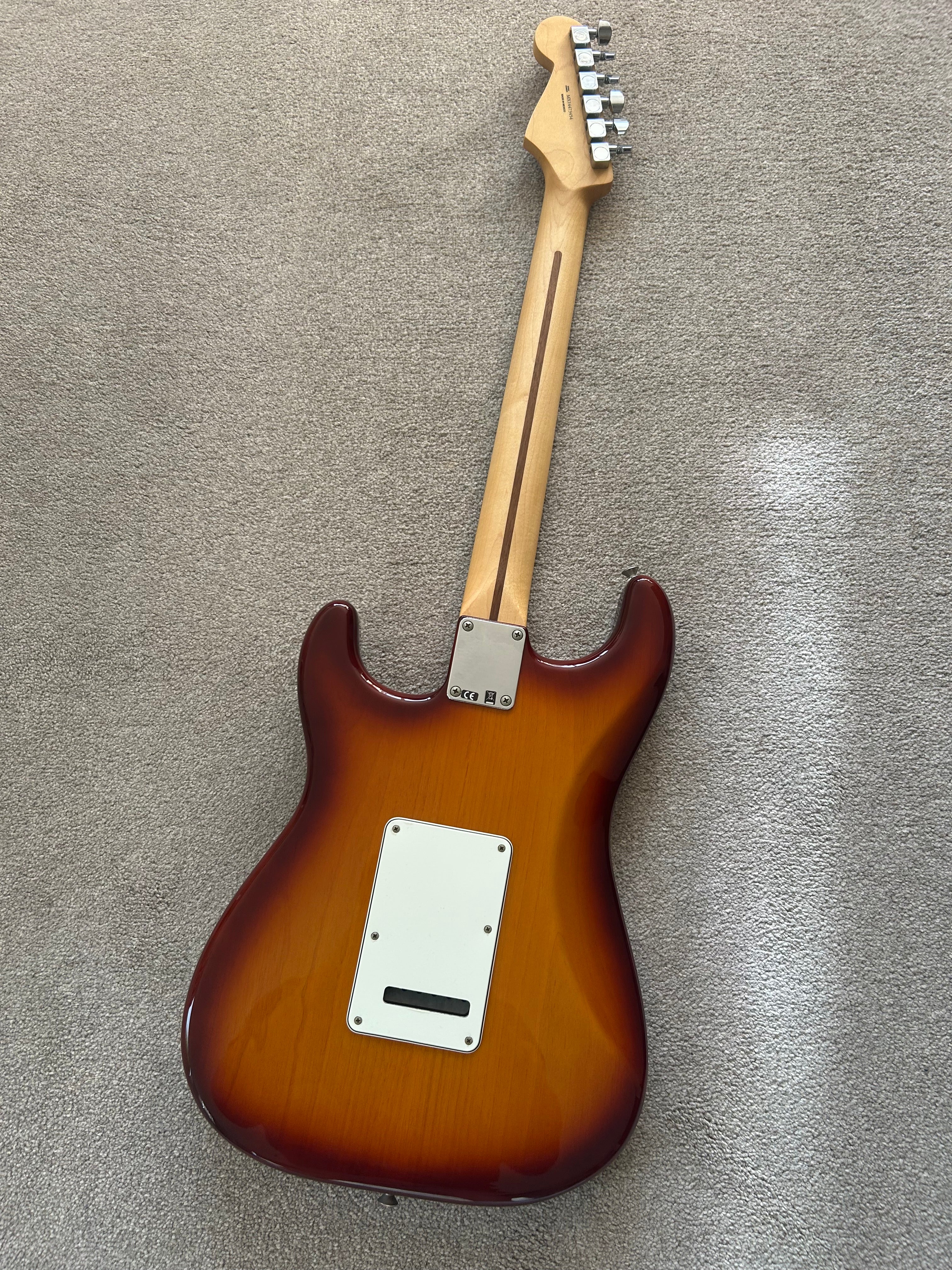 Fender Standard Stratocaster Plus Top with Rosewood Fretboard 2014 Tobacco Sunburst