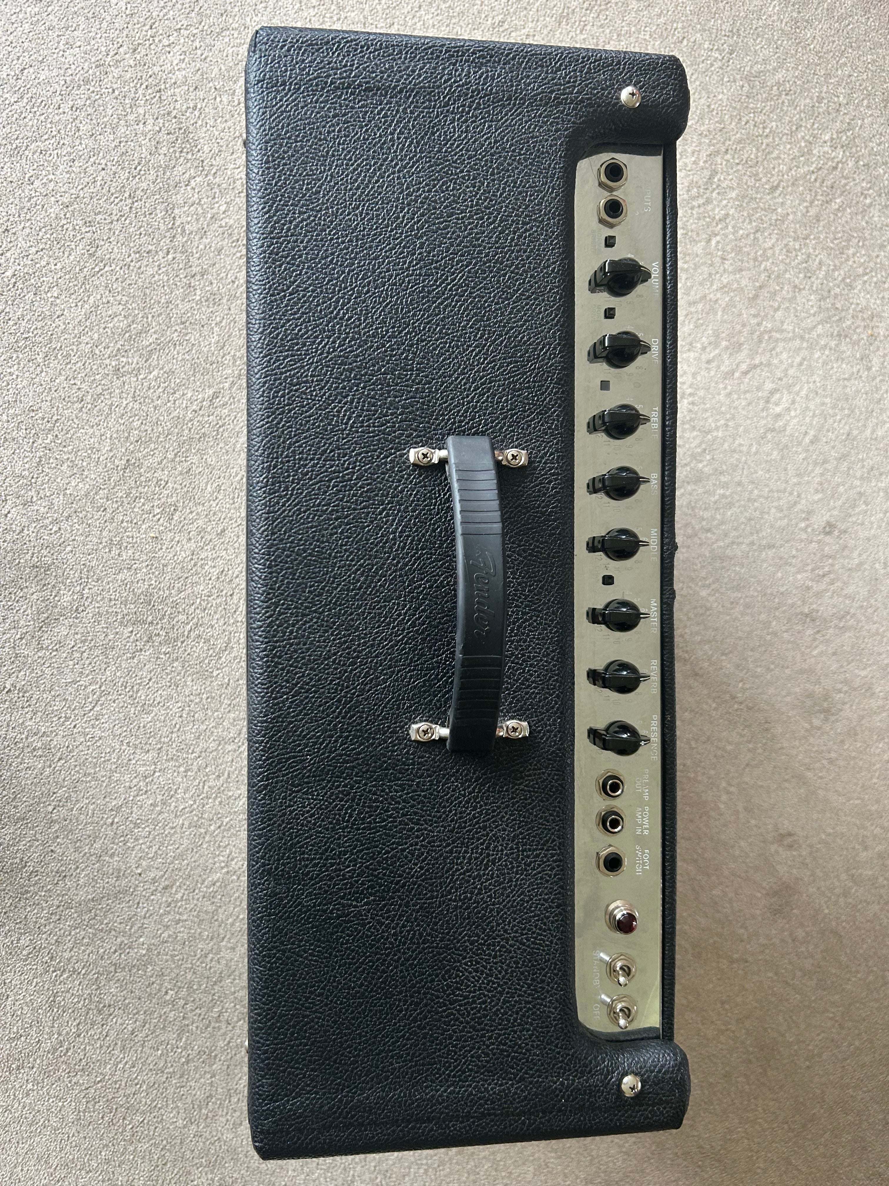 Fender Hotrod Deville 4x10